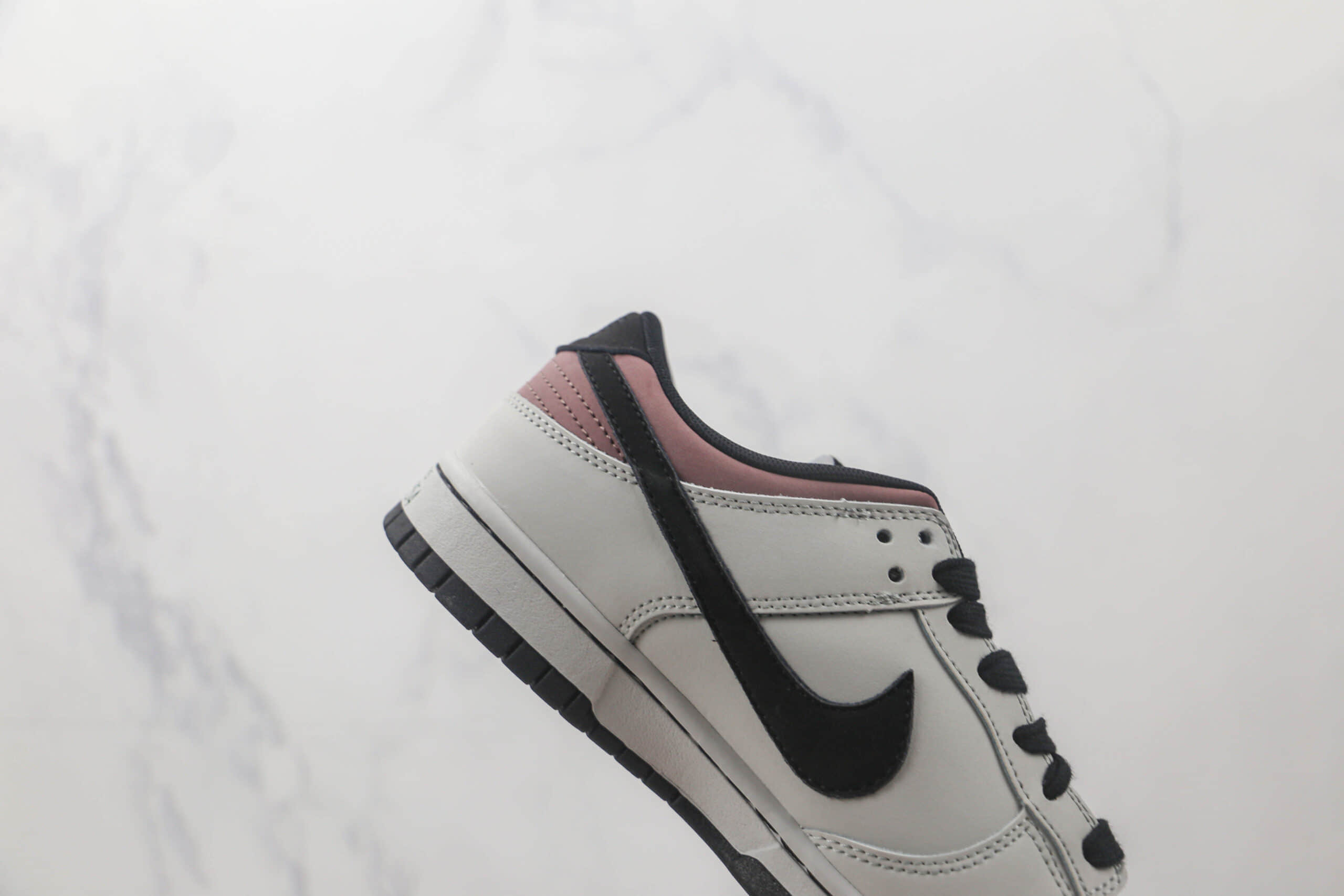 耐克Nike SB Dunk Low莆田天花板低帮SB DUNK藤原拓海灰黑配色板鞋原楦头纸板打造 货号:DD1391-107