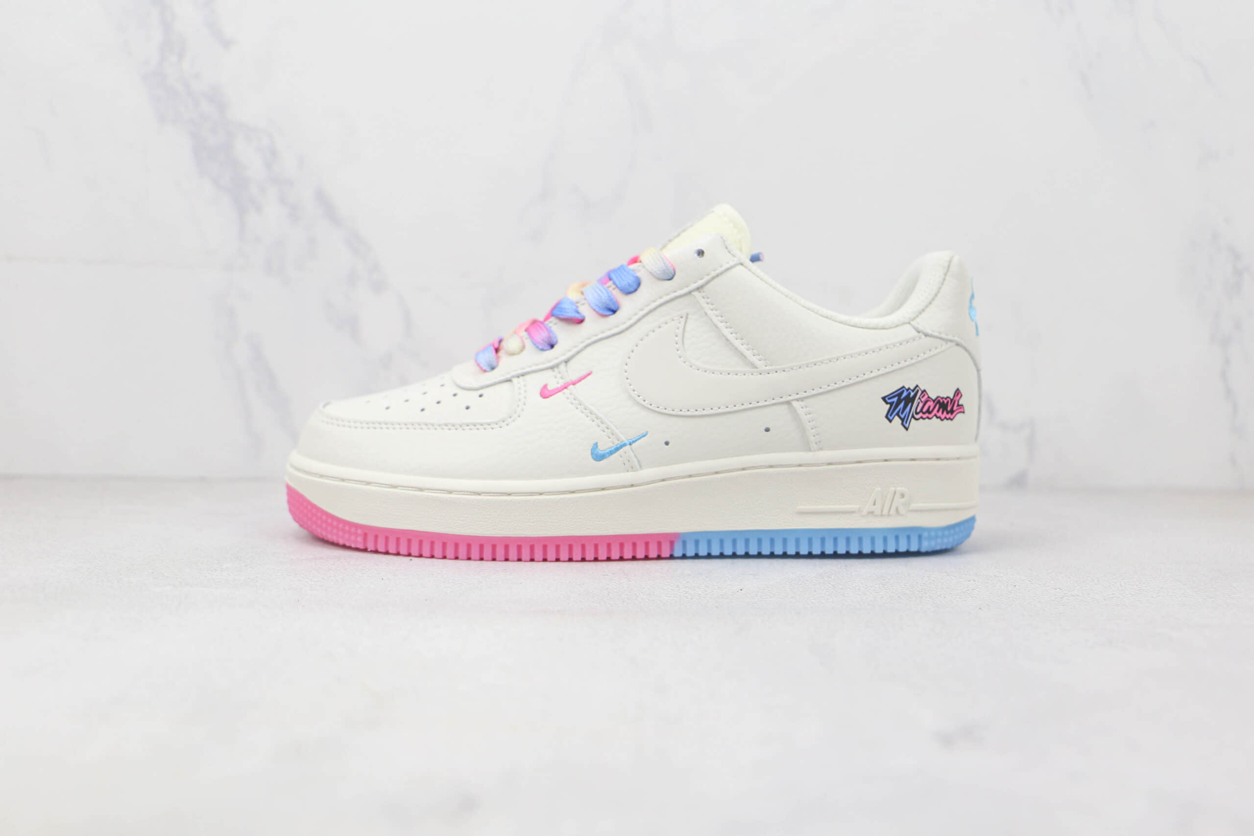耐克Nike Air Force1莆田纯原复刻版本低帮空军一号蓝粉双钩板鞋内置气垫原盒原标 货号:KU0902-112