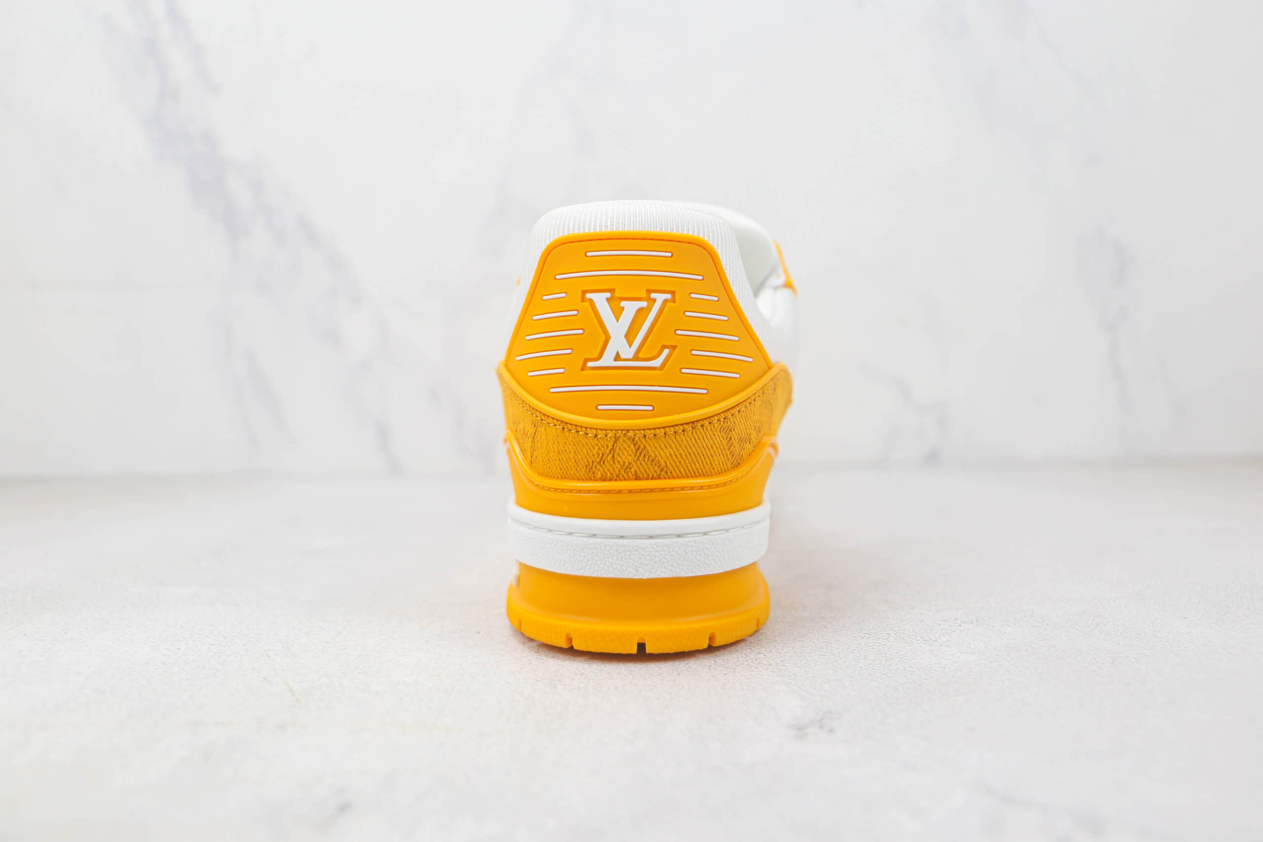 路易威登Louis Vuitton Trainer莆田纯原复刻版本LV白黄篮球鞋秀款运动鞋原版楦型