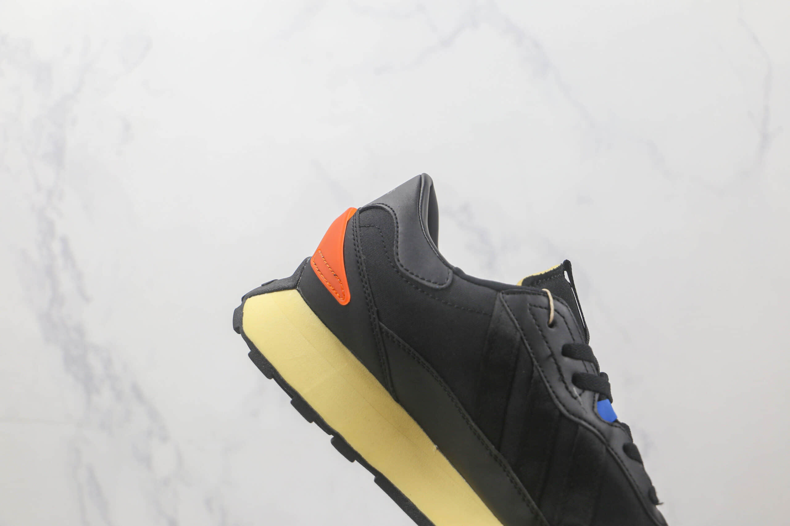 阿迪达斯Adidas Neo Futro Mixr莆田纯原复刻版本FM碰碰鞋黑红色复古跑鞋原档案数据开发 货号:HP9674