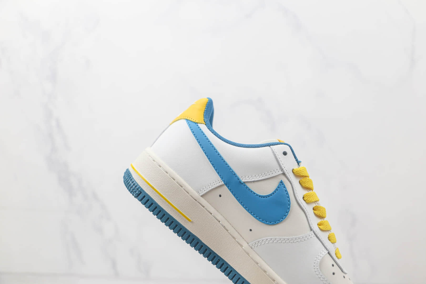 耐克Nike Air Force 1’07莆田纯原复刻版本低帮空军一号AF1白蓝黄板鞋内置气垫 货号:CW3388-203