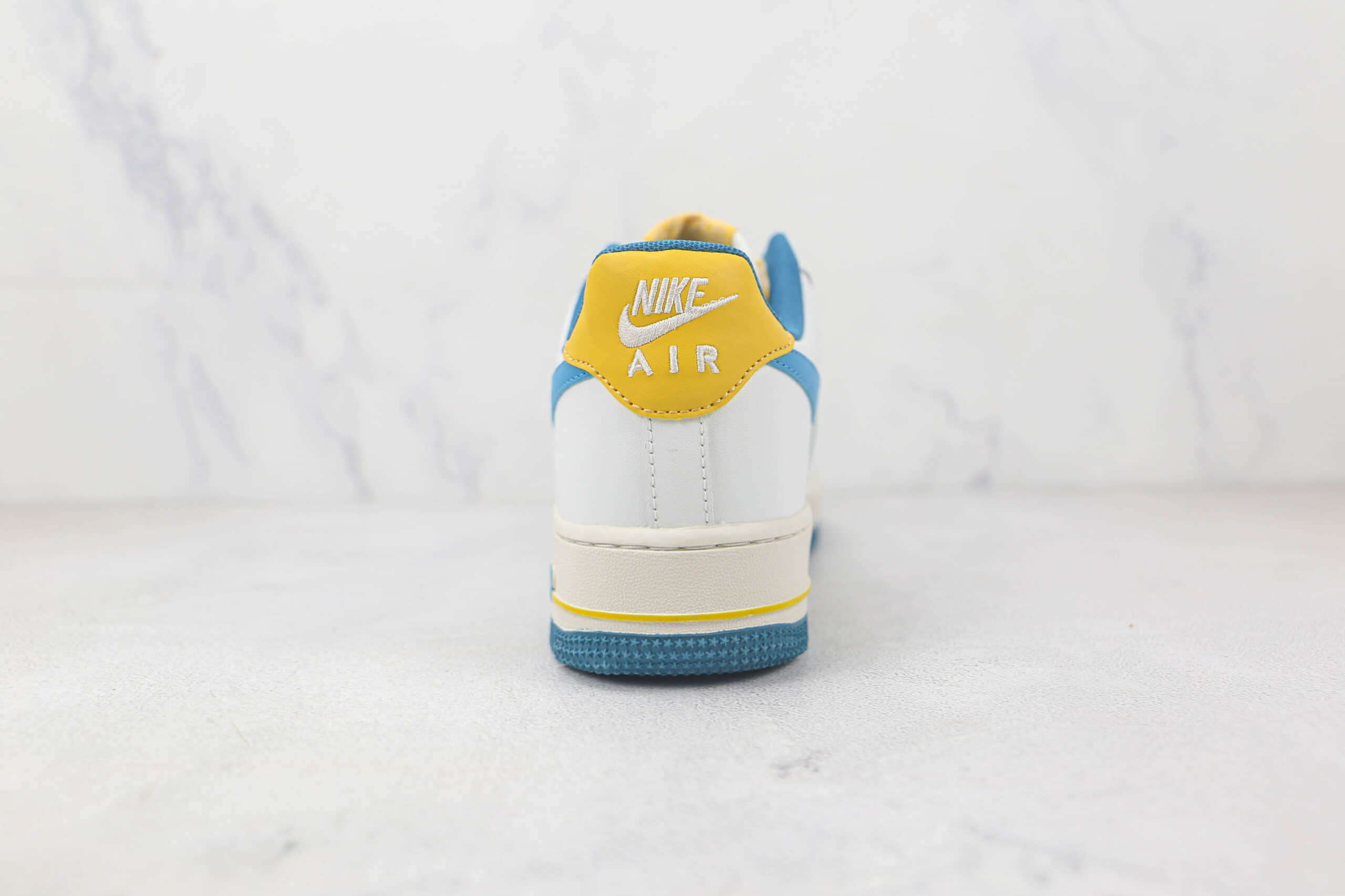 耐克Nike Air Force 1’07莆田纯原复刻版本低帮空军一号AF1白蓝黄板鞋内置气垫 货号:CW3388-203