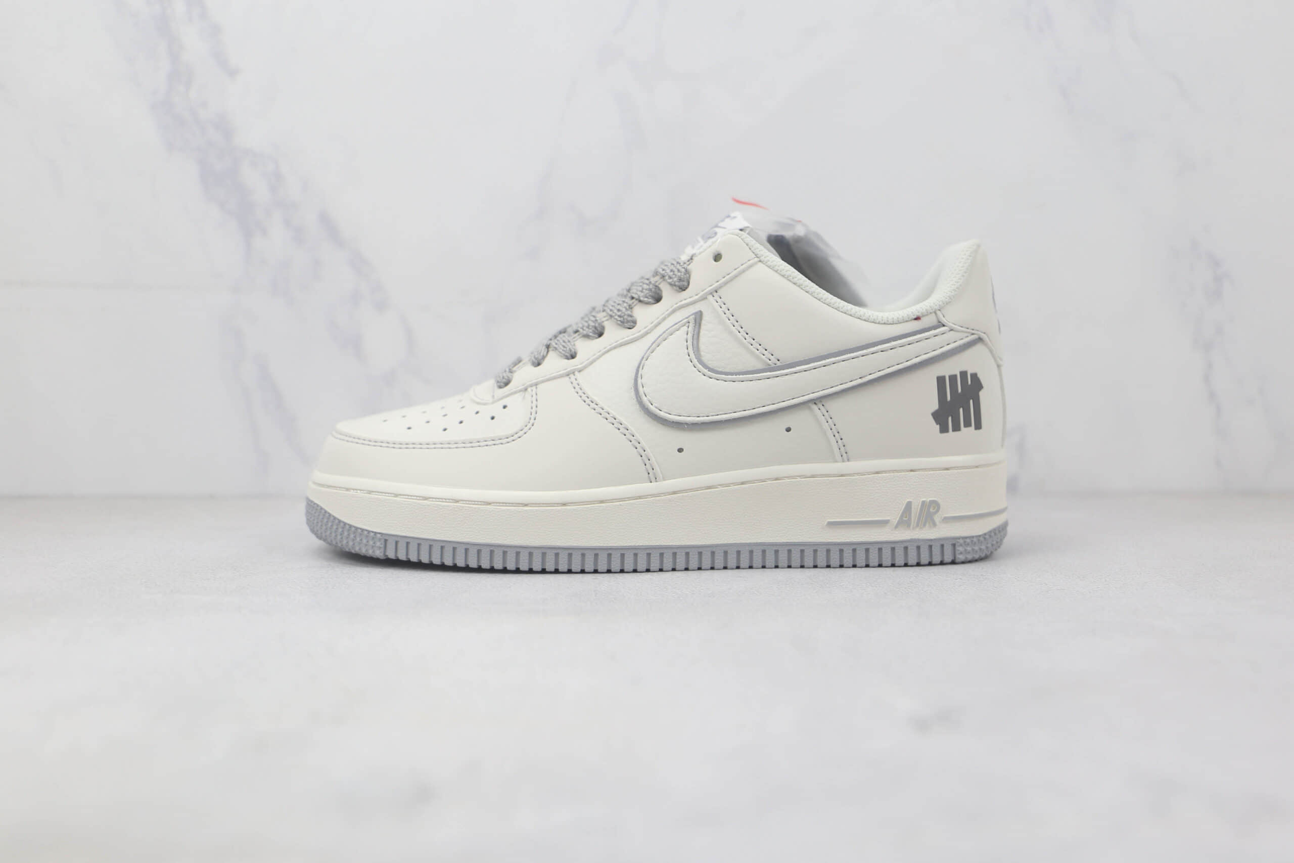 耐克Nike Air Force 1 Low 07纯原版本空军一号白灰色休闲板鞋 耐克低帮空军一号马克笔板鞋 货号:UN3699-055