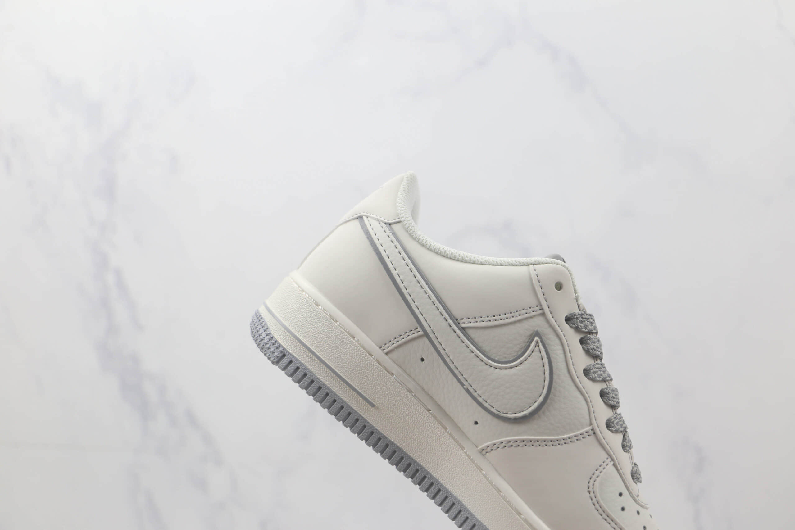 耐克Nike Air Force 1 Low 07纯原版本空军一号白灰色休闲板鞋 耐克低帮空军一号马克笔板鞋 货号:UN3699-055