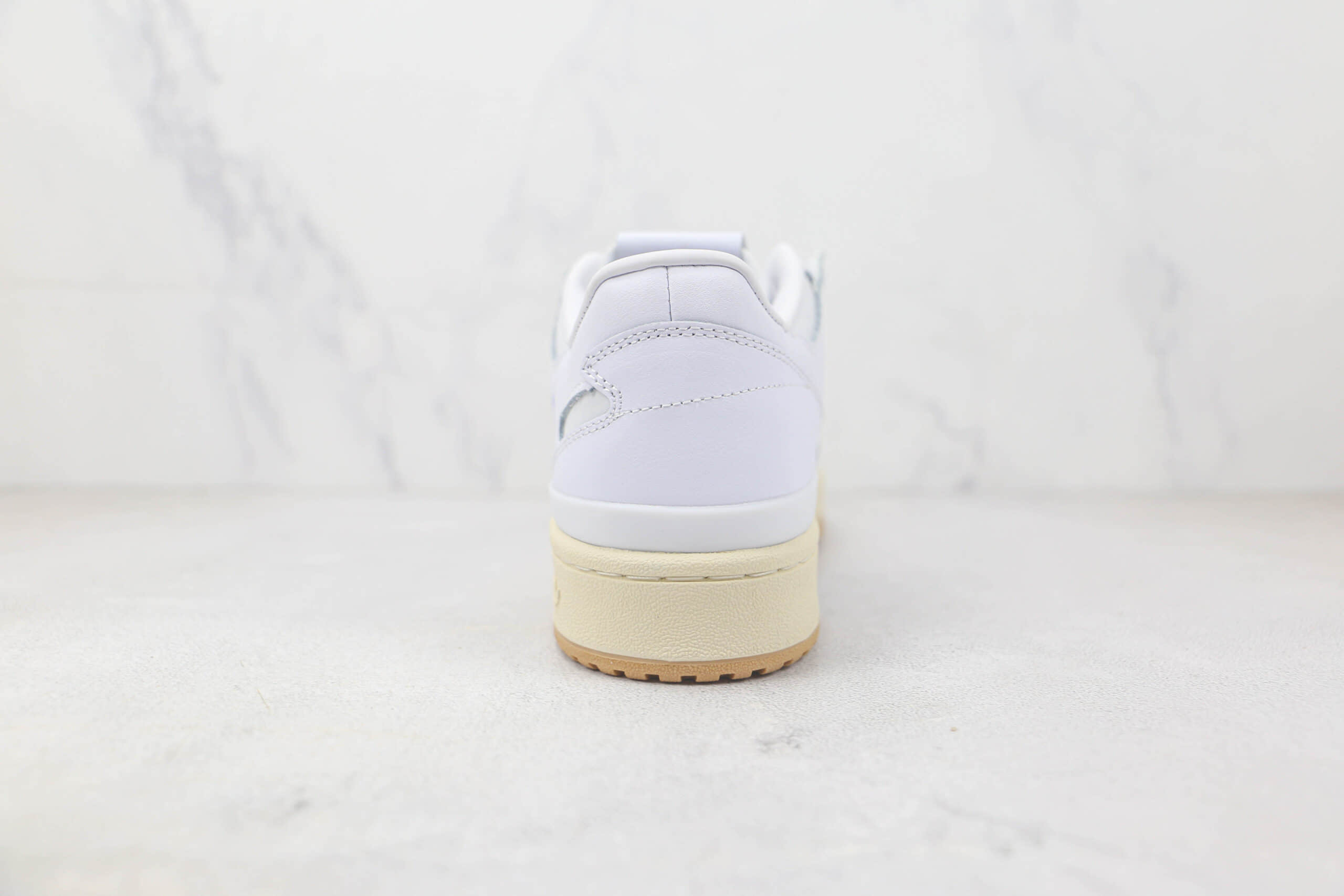 阿迪达斯Adidas Originals Forum 84 Low纯原版本Forum84白色复古板鞋 阿迪达斯Forum84复古球鞋 货号:HO4903