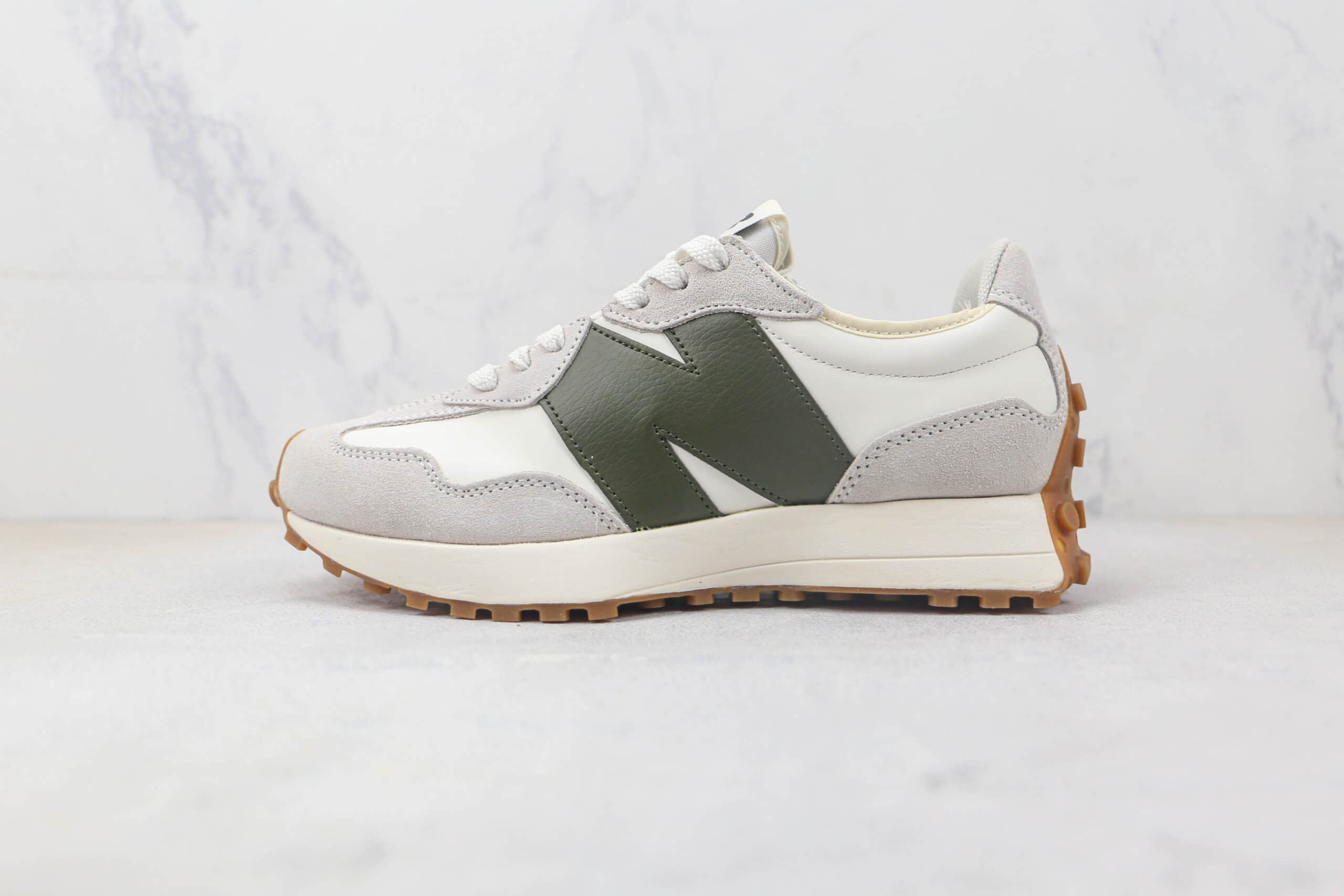 新百伦New Balance 327纯原版本皮面NB327复古慢跑鞋 新百伦NB327复古老爹鞋 货号:MS327ASN