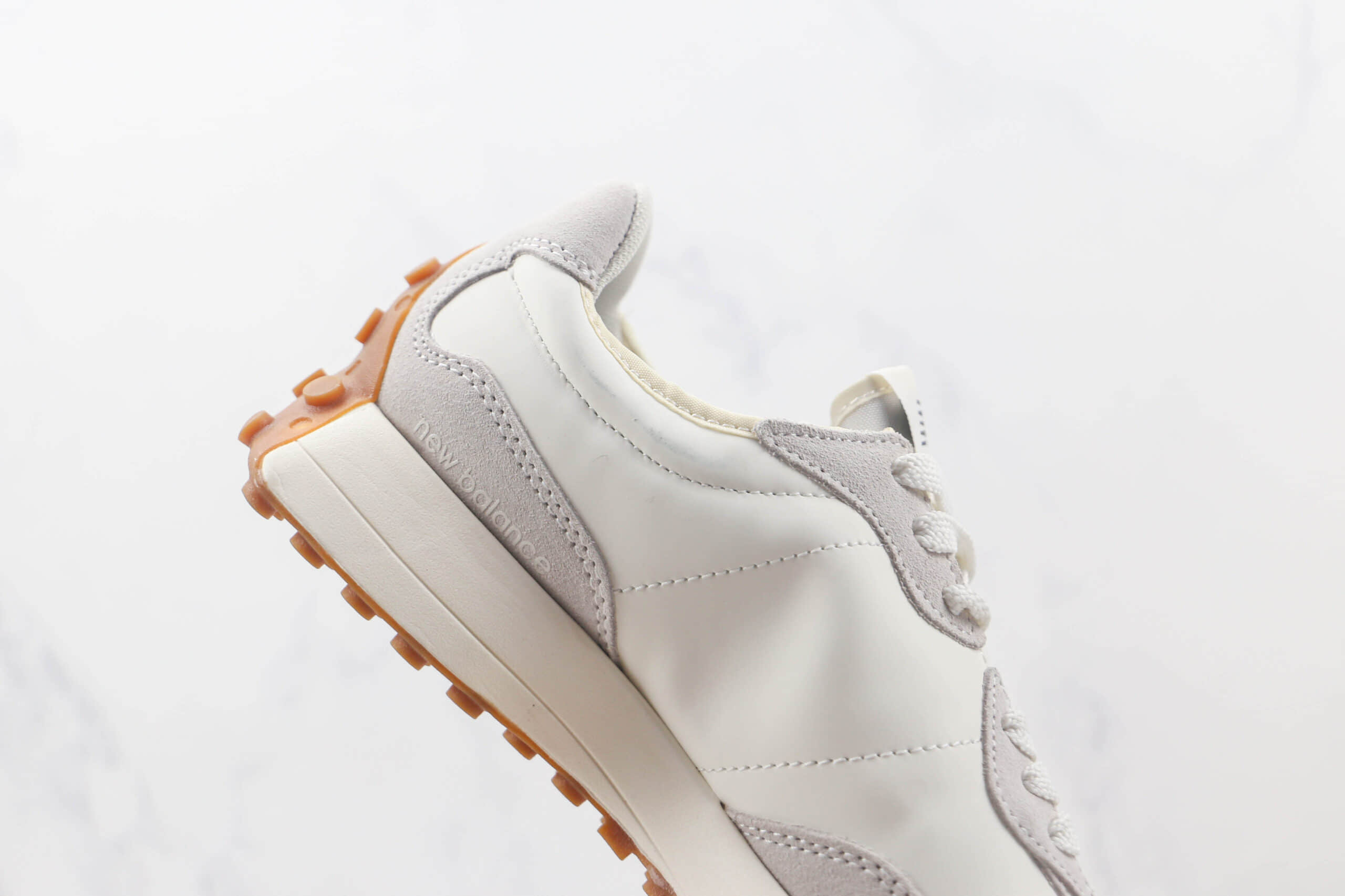 新百伦New Balance 327纯原版本皮面NB327复古慢跑鞋 新百伦NB327复古老爹鞋 货号:MS327ASN