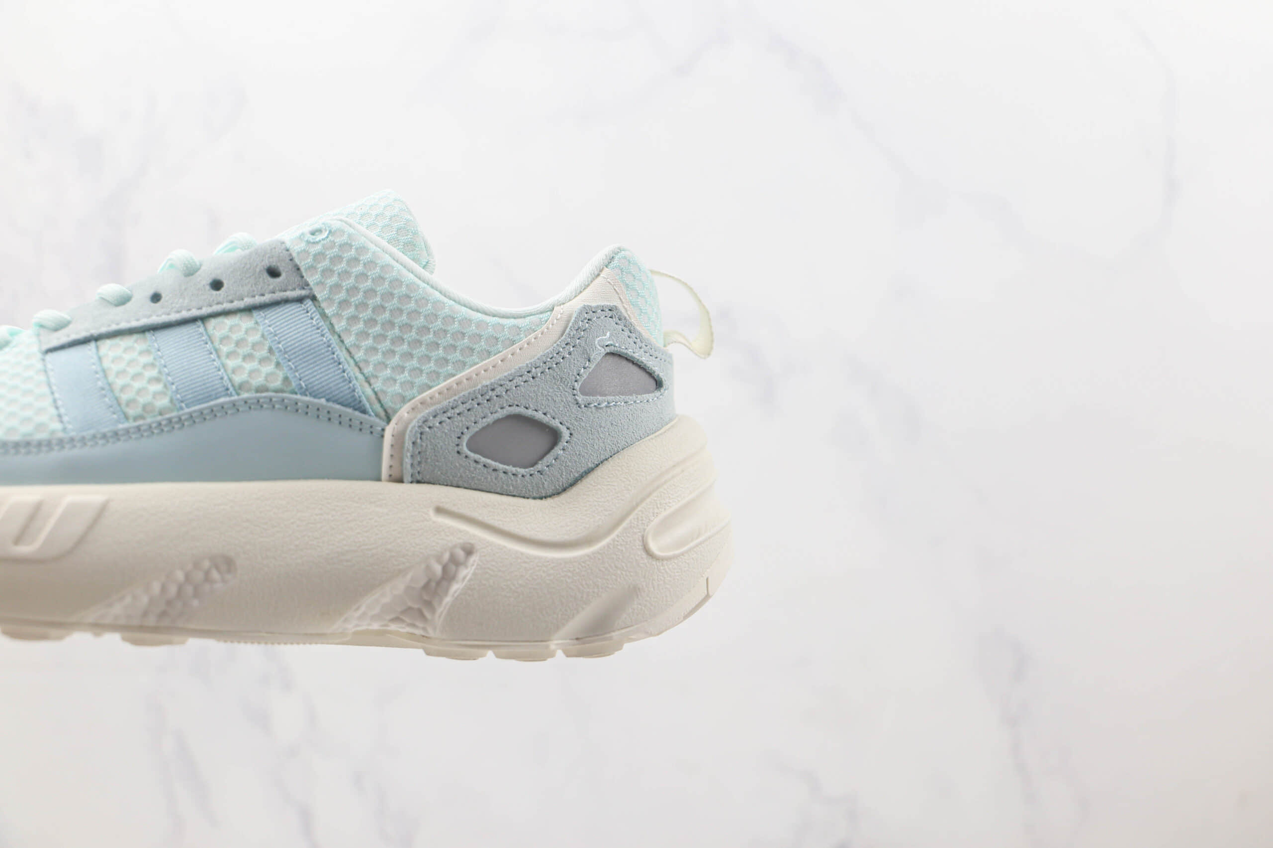 阿迪达斯Adidas Originals ZX 22纯原版本ZX系列爆米花跑鞋 阿迪达斯爆米花跑鞋 货号：GY4611