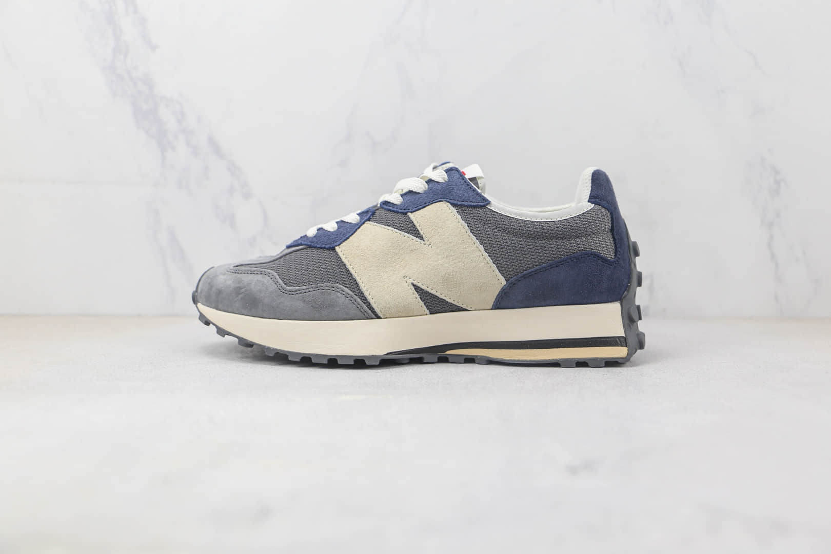 新百伦New Balance 327纯原版本复古NB327慢跑鞋 新百伦NB327复古老爹鞋 货号:MS327MD