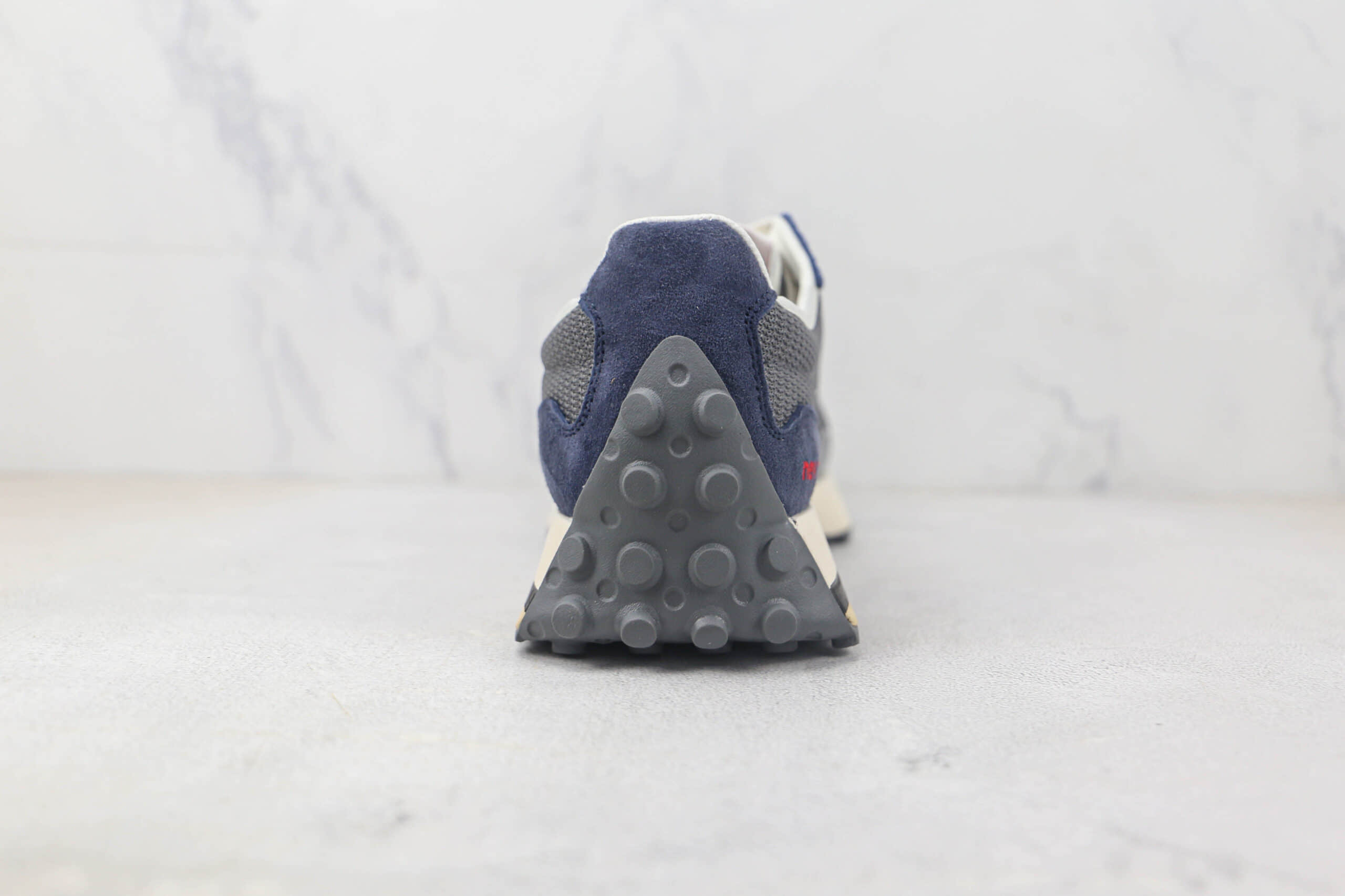 新百伦New Balance 327纯原版本复古NB327慢跑鞋 新百伦NB327复古老爹鞋 货号:MS327MD