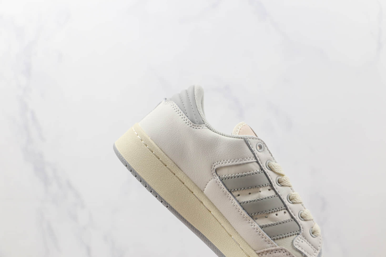 阿迪达斯Adidas Originals Centennial 85 Low纯原版本白灰色复古休闲板鞋 阿迪达斯复古校园板鞋 货号：GX2213