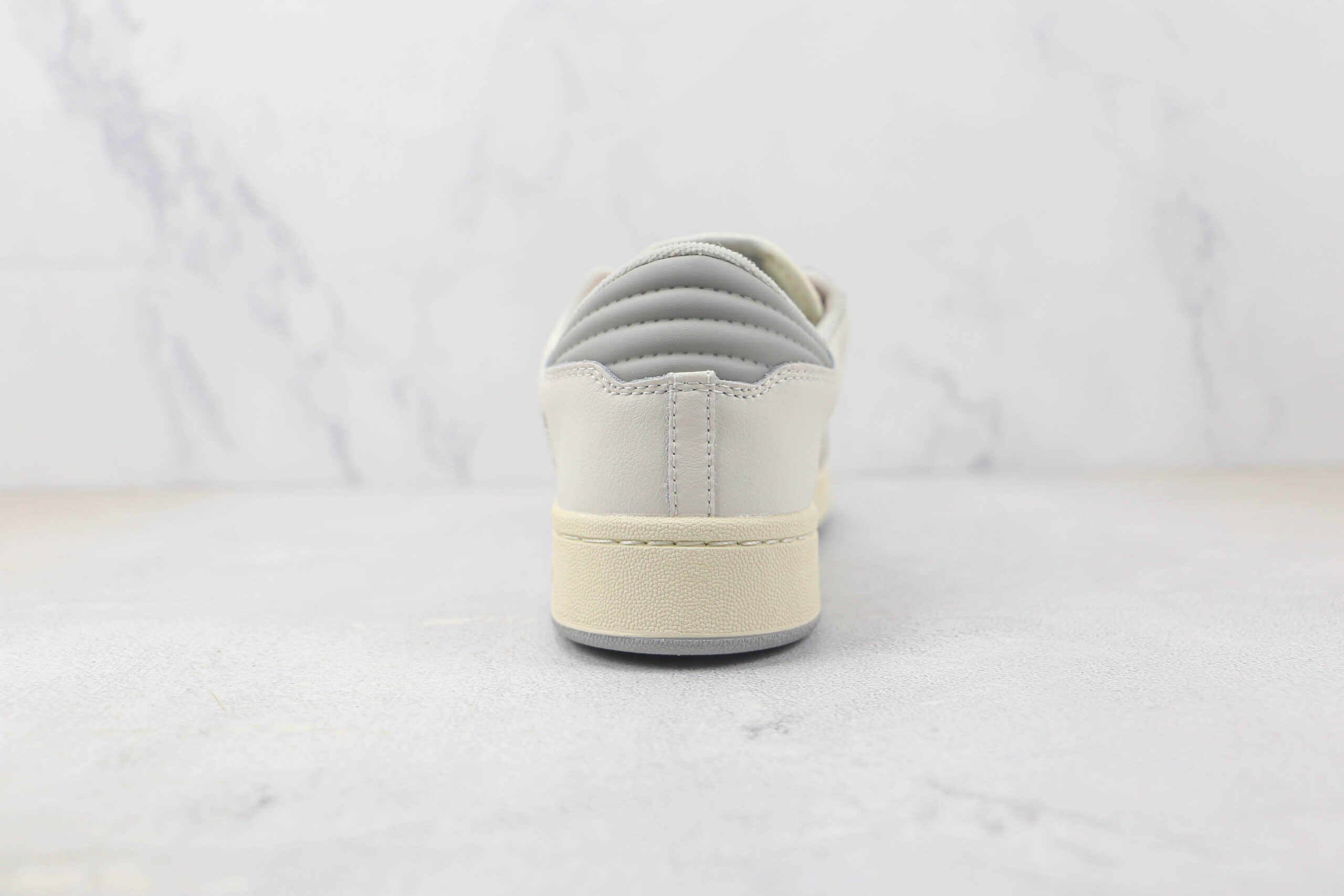 阿迪达斯Adidas Originals Centennial 85 Low纯原版本白灰色复古休闲板鞋 阿迪达斯复古校园板鞋 货号：GX2213