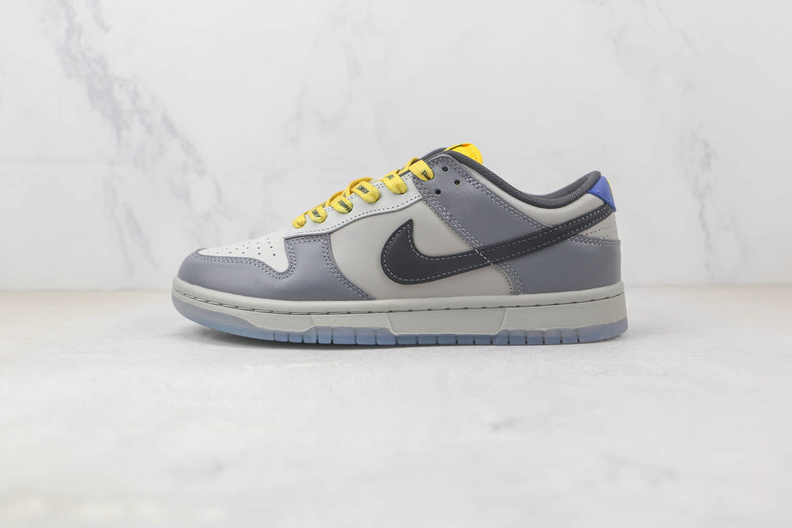 耐克Nike SB Dunk Low纯原版本低帮SB DUNK灰黑色板鞋 莆田耐克DUNK系列板鞋 货号：DR5187-001