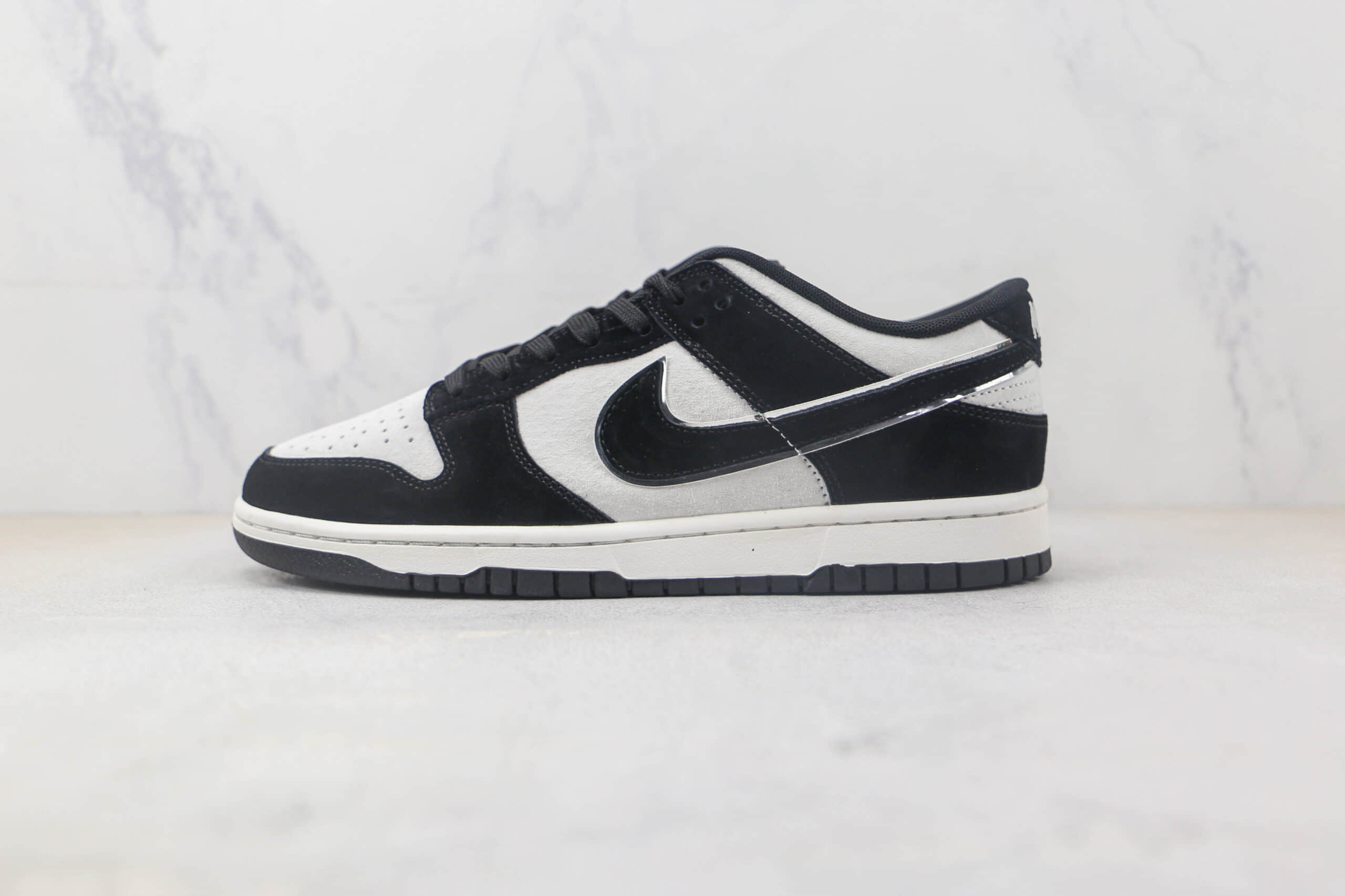 耐克Nike SB Dunk Low Pro纯原版本低帮SB DUNK麂皮黑白色板鞋 耐克SB DUNK滑板鞋 货号:ST1391-100