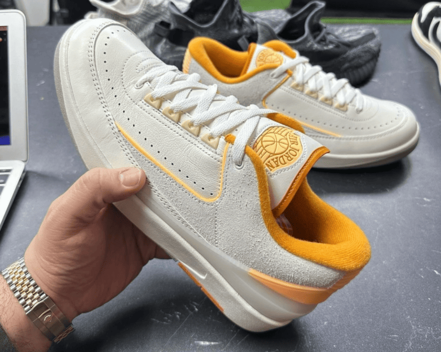 规格颜值都很高!这两双AJ2真难选! 货号:DV9956-118/DX4400-118