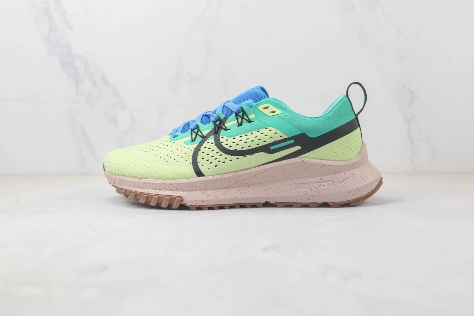 耐克Nike Pegasus Trail 4纯原版本绿粉色户外越野跑鞋 耐克越野系列跑鞋 货号:DJ6158-501