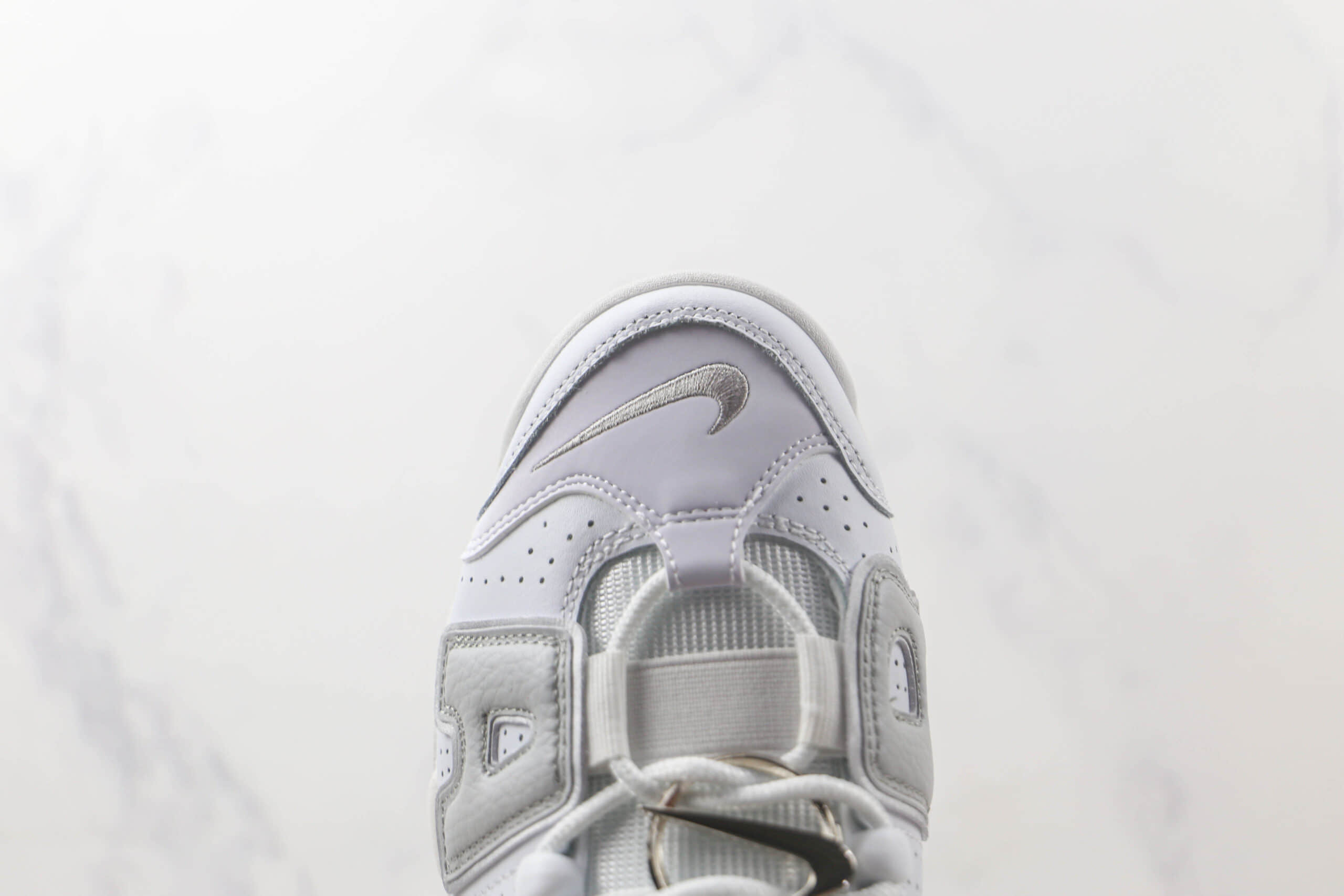 耐克Nike Air More Uptempo纯原版本皮蓬大R灰白色实战篮球鞋 耐克皮蓬系列球鞋 货号:DR7854-100