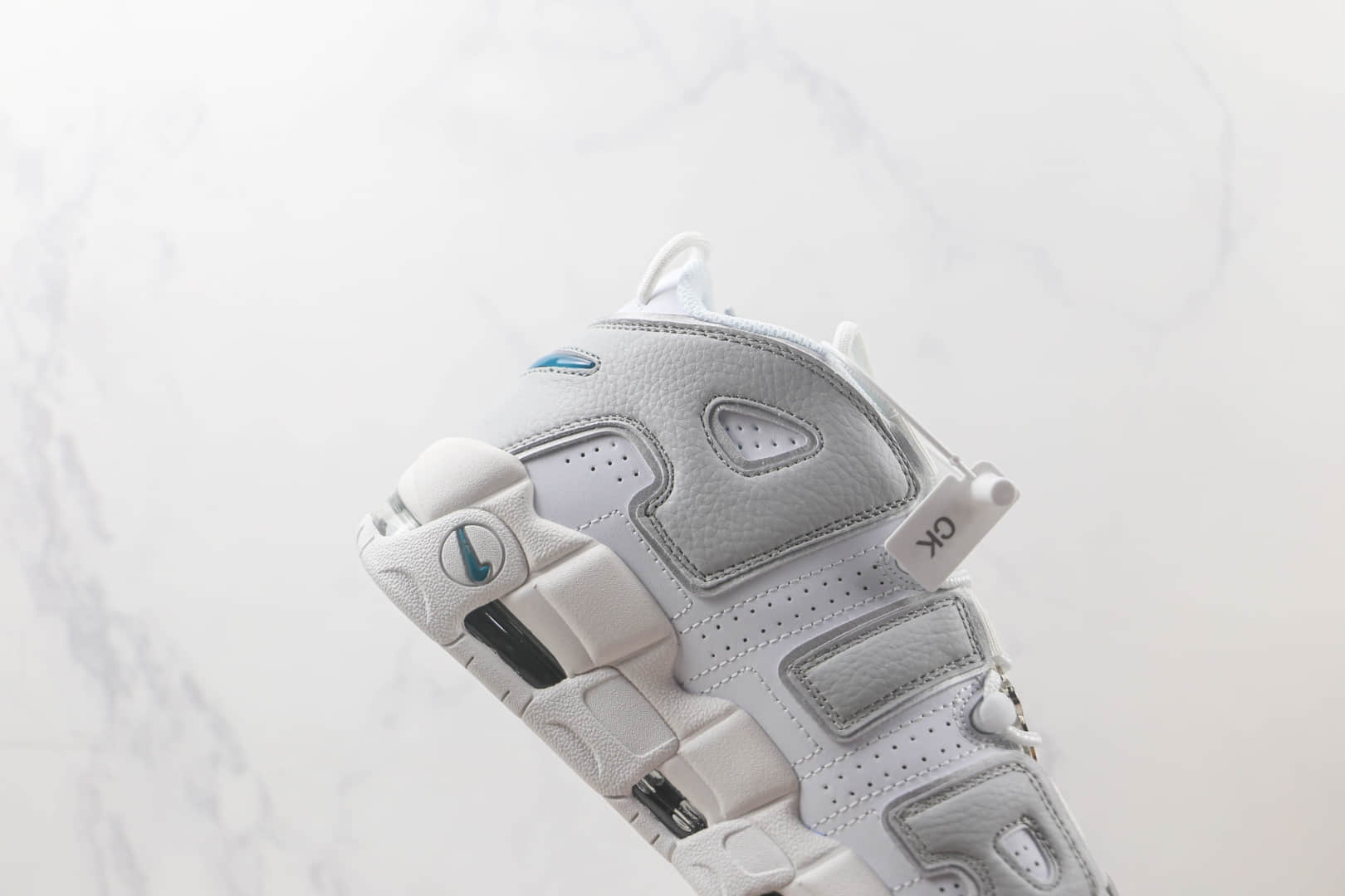 耐克Nike Air More Uptempo纯原版本皮蓬大R灰白色实战篮球鞋 耐克皮蓬系列球鞋 货号:DR7854-100