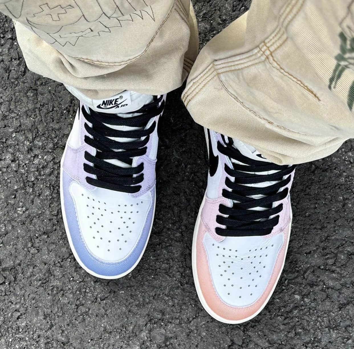 鸳鸯渐变AJ1实物细节曝光!配色灵感源于乔丹这张照片! 货号:DX0054-805