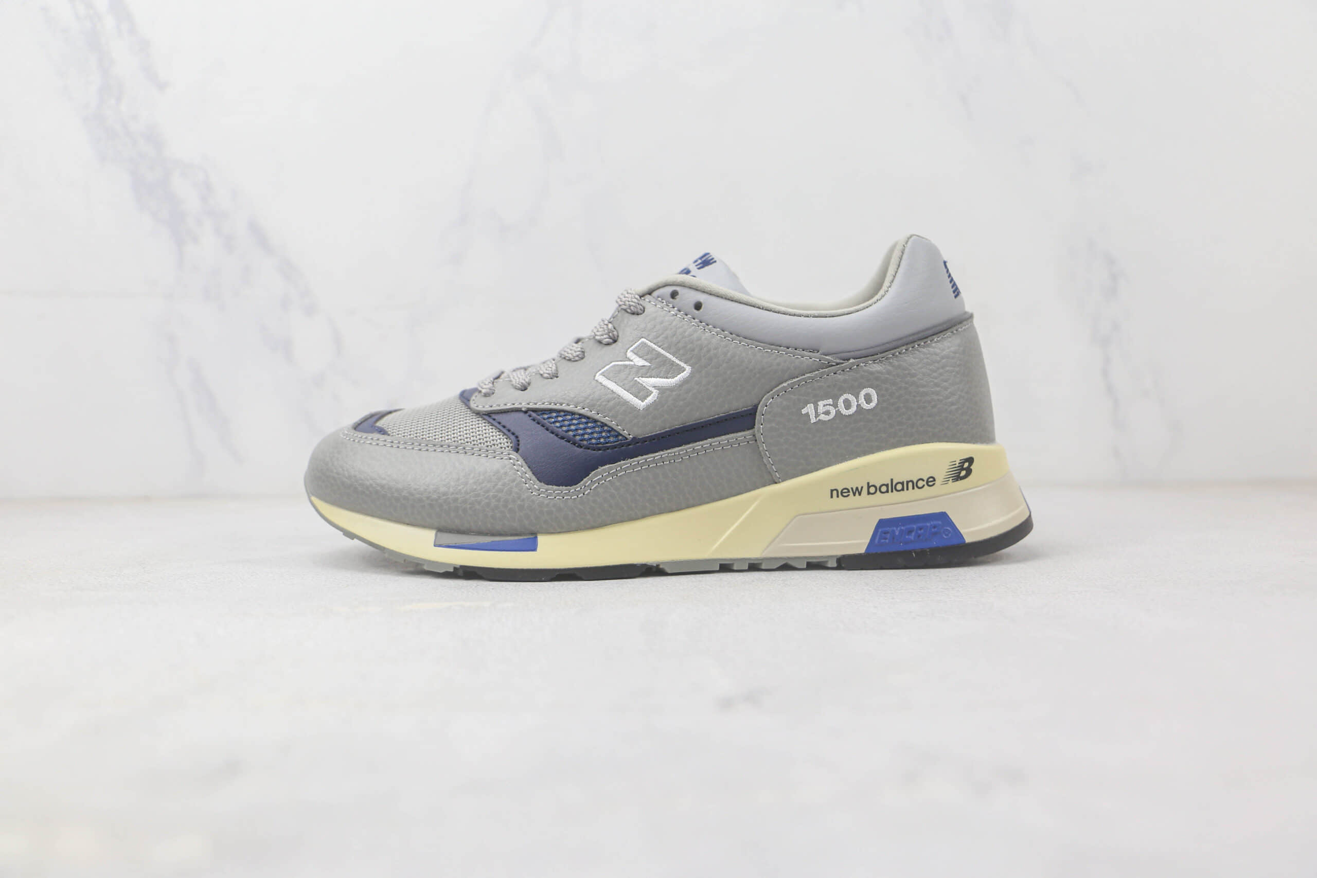 新百伦New Balance Made in UK M1500 x Beams x PaperBoy三方联名款纯原版本NB1500麂皮灰蓝鸳鸯老爹鞋 新百伦三方联名款NB1500老爹鞋 货号:M1500UKF