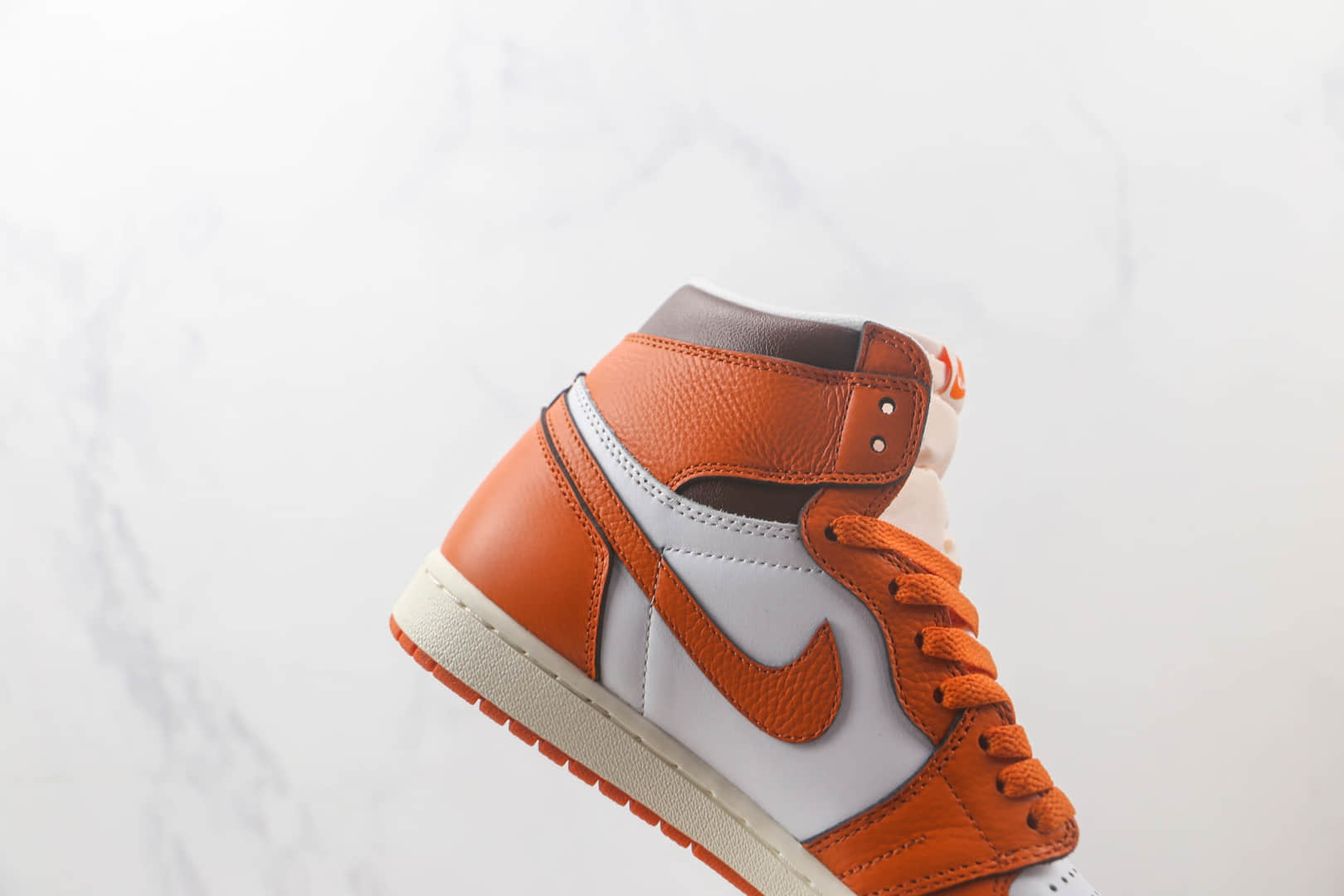 乔丹Air Jordan 1 Retro High纯原版本高帮AJ1爱马仕橙配色板鞋 莆田天花板AJ1系列 货号:DO9369-101