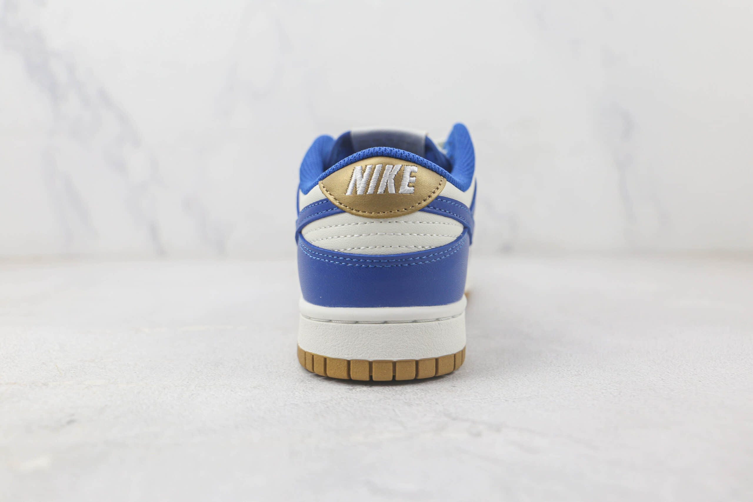 耐克Nike SB Dunk Low Dunk纯原版本低帮SB DUNK白蓝生胶底板鞋 莆田天花板DUNK系列 货号:FB7173-141
