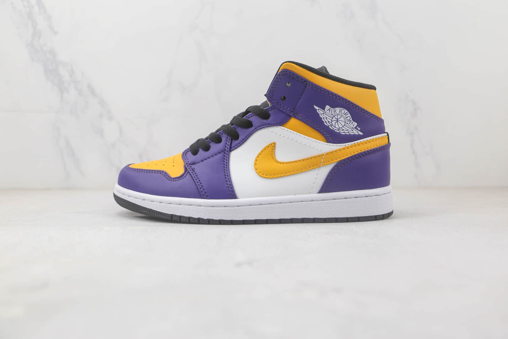乔丹Air Jordan 1 Mid Retro What the纯原版本中帮AJ1拼接蓝紫色湖人黄钩板鞋 莆田天花板AJ系列 货号:DQ8426-517
