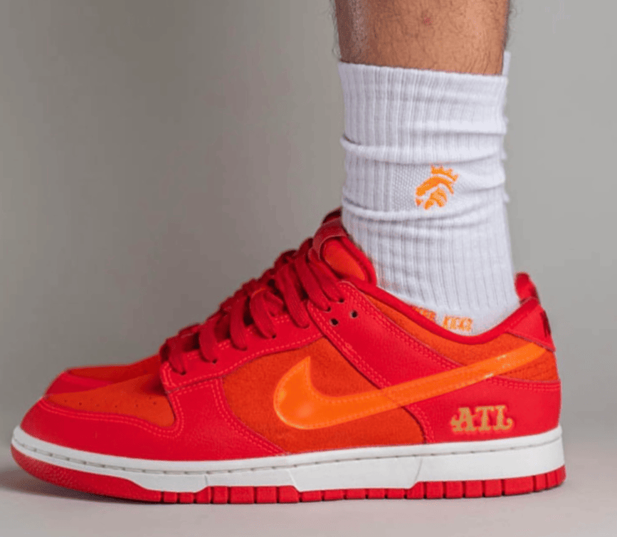 配色超吸睛!全新Nike Dunk Low “ATL”上脚图曝光! 货号:FD0724-657