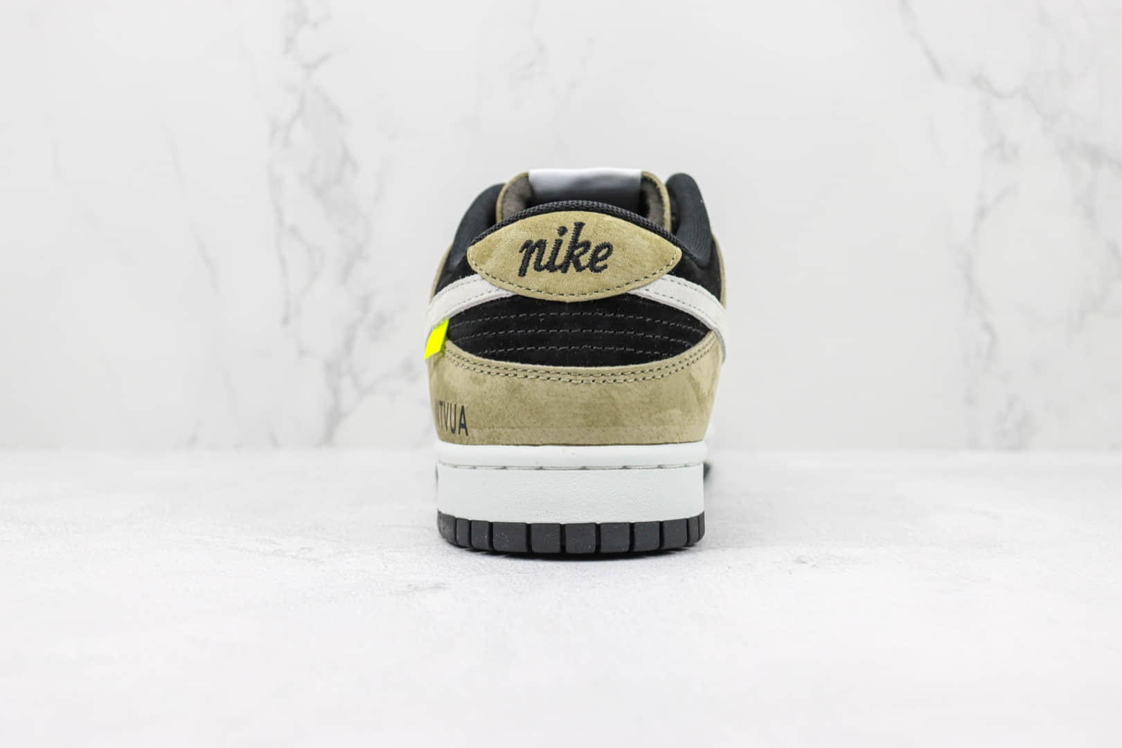 耐克Nike SB Dunk Low Dunk纯原版本低帮SB DUNK绿麂皮白勾板鞋 莆田天花板DUNK板鞋 货号:WT1233-033