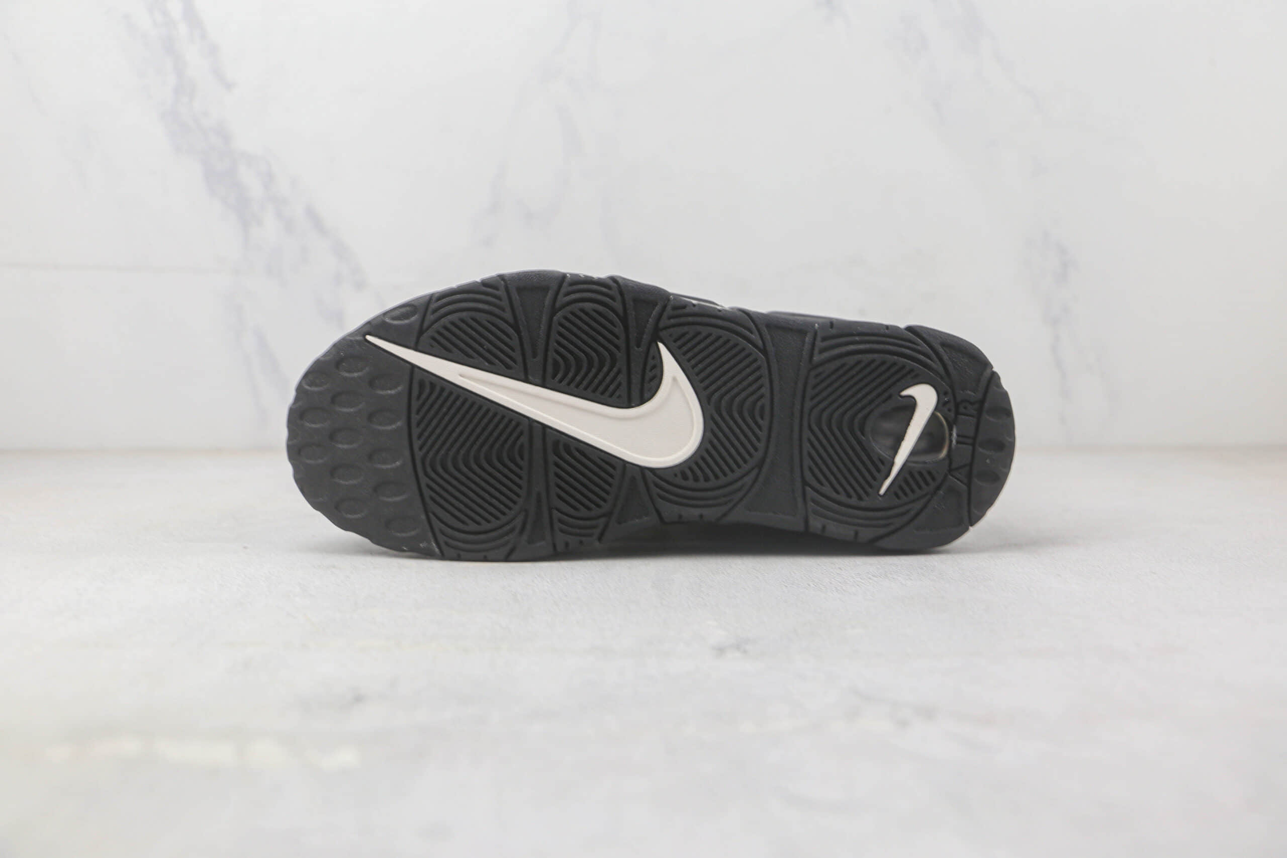 耐克Nike Air More Uptempo皮蓬大R军绿篮球鞋 莆田天花板皮蓬篮球鞋系列 货号:CJ6122-001