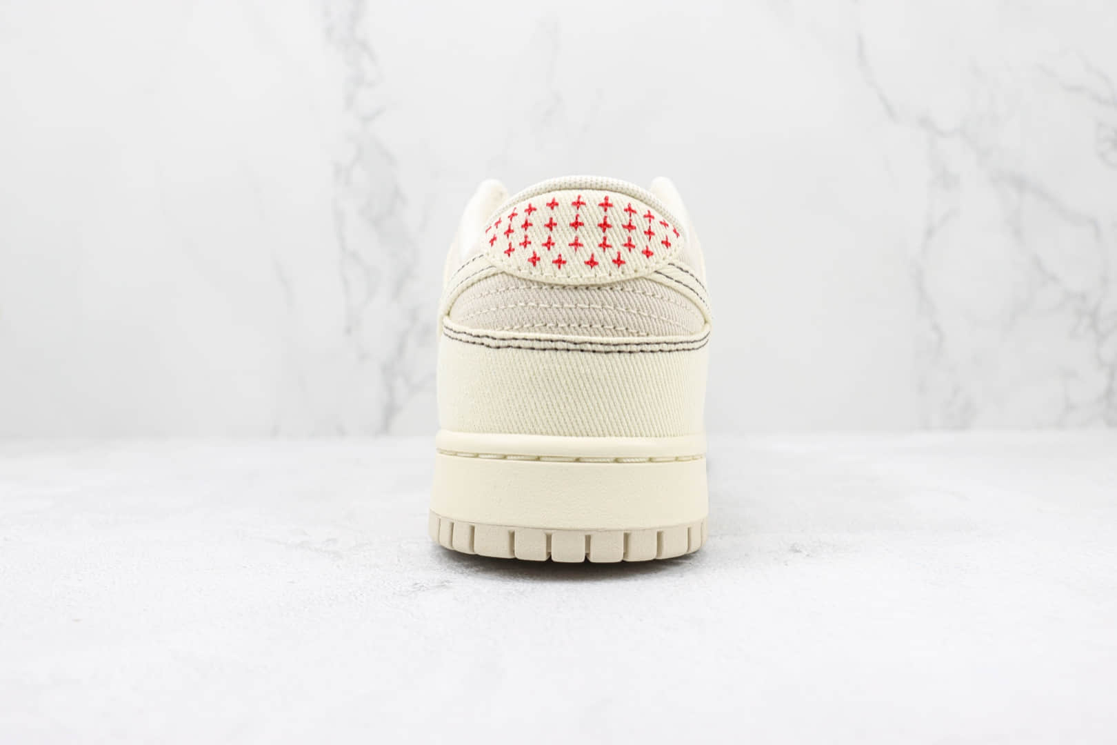 耐克NIKE SB Dunk Low纯原版本低帮SB DUNK单宁布白红色板鞋 莆田天花板DUNK系列 货号：DV0834-100