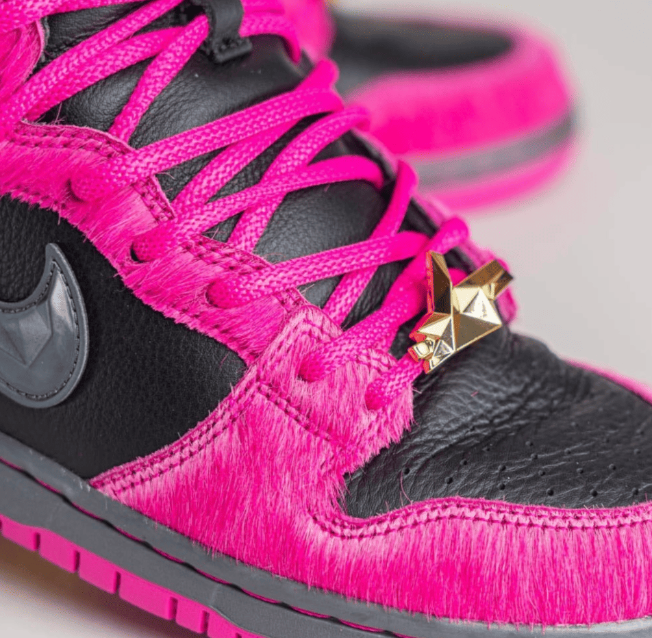 RTJ x Nike SB Dunk联名上脚图曝光!你选蓝精灵还是黑粉?