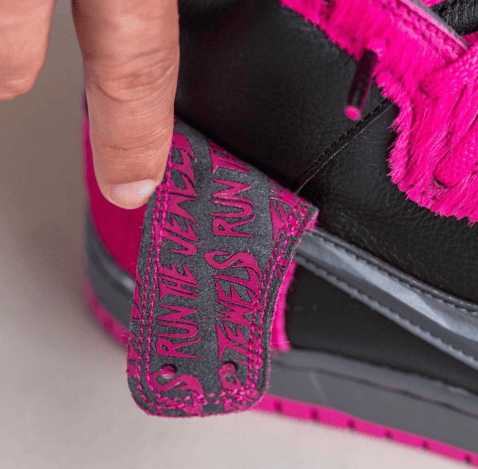 RTJ x Nike SB Dunk联名上脚图曝光!你选蓝精灵还是黑粉?