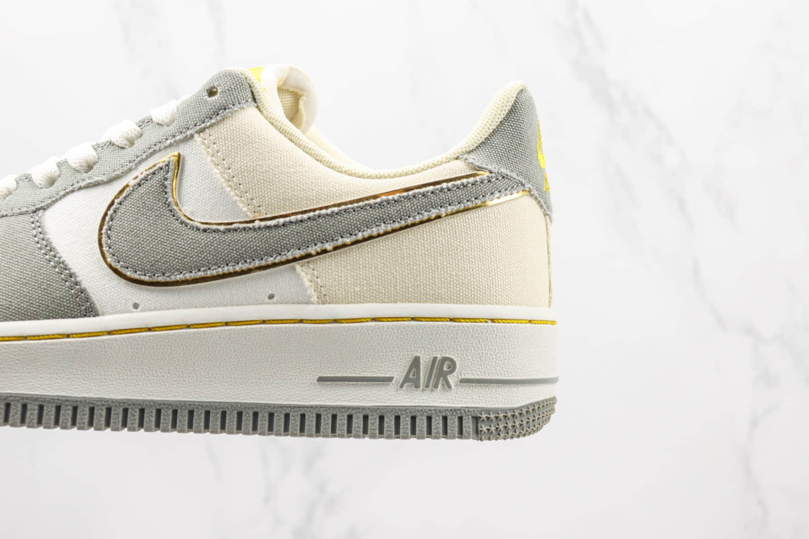 耐克Nike Air Force 1 Low纯原版本低帮空军一号帆布系列米灰拼色板鞋 耐克空军一号校园板鞋 货号:315122-666