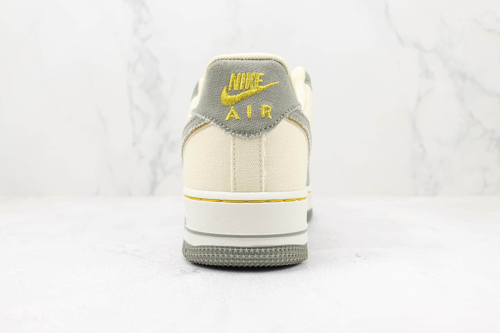 耐克Nike Air Force 1 Low纯原版本低帮空军一号帆布系列米灰拼色板鞋 耐克空军一号校园板鞋 货号:315122-666