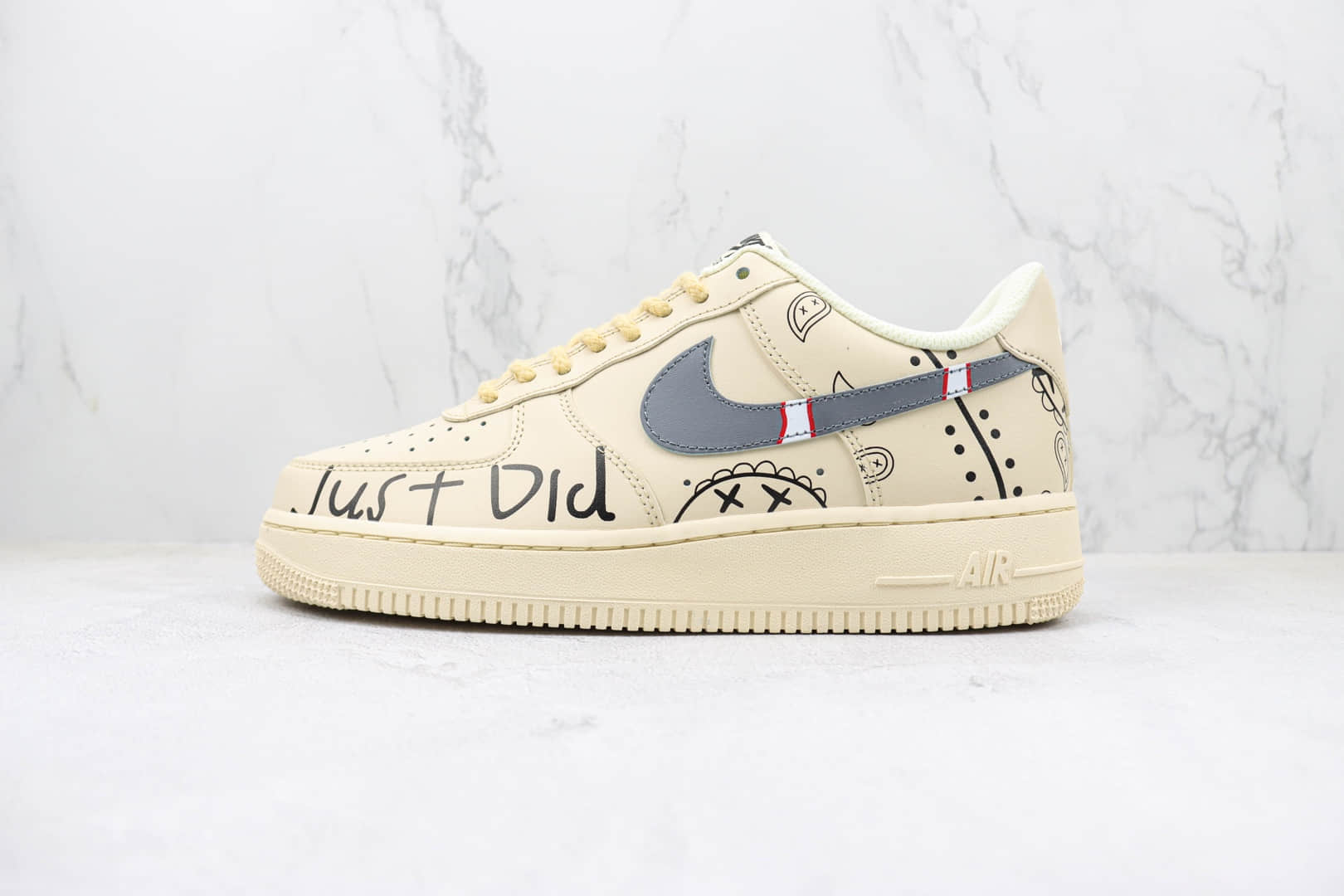 耐克Nike Air Force 1 Low纯原版本低帮空军一号米色涂鸦腰果花配色板鞋 天花板耐克空军一号系列 货号:CW2288-316