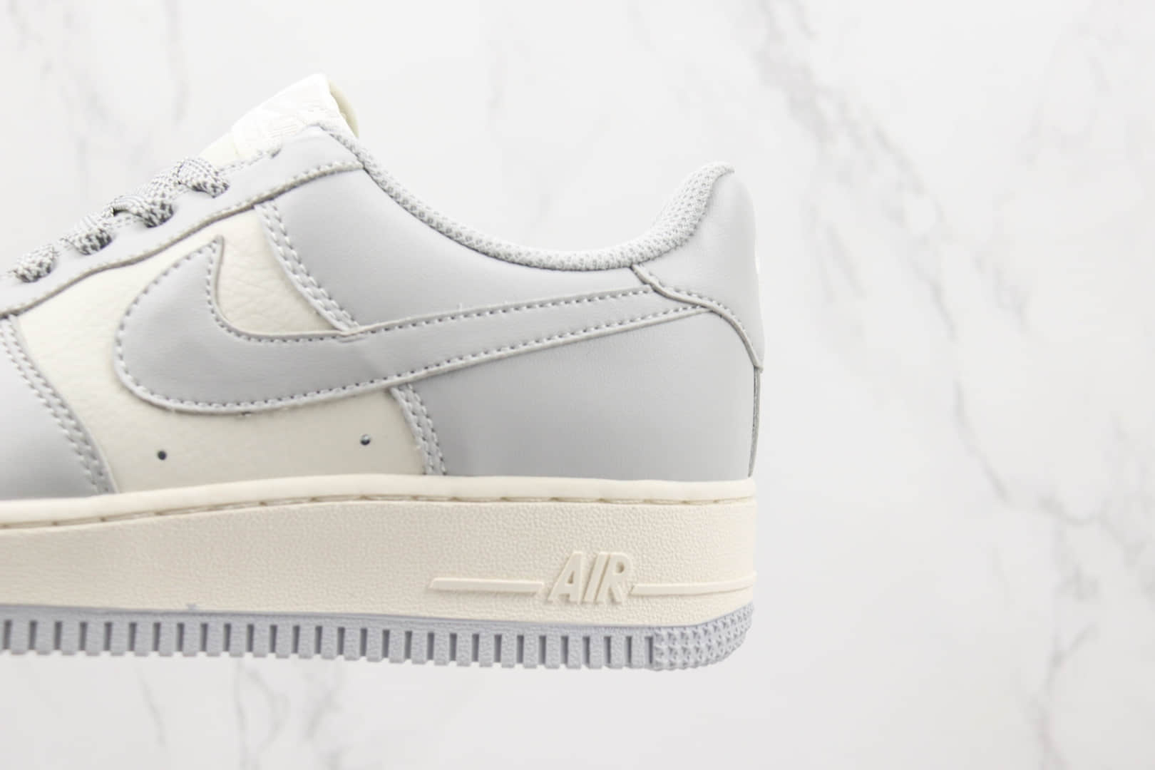 耐克Nike Air Force 1 Nike Low纯原版本低帮空军一号白灰色板鞋 莆田耐克空军一号校园板鞋 货号：HU6395-756