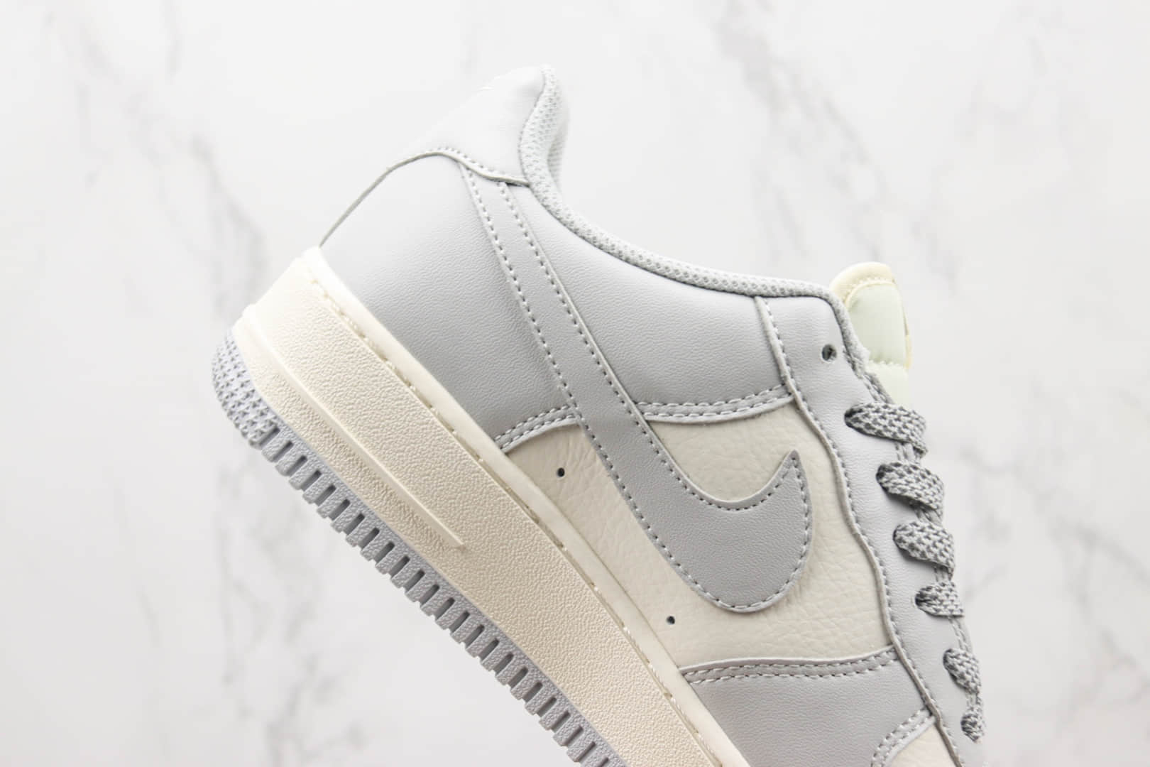 耐克Nike Air Force 1 Nike Low纯原版本低帮空军一号白灰色板鞋 莆田耐克空军一号校园板鞋 货号：HU6395-756