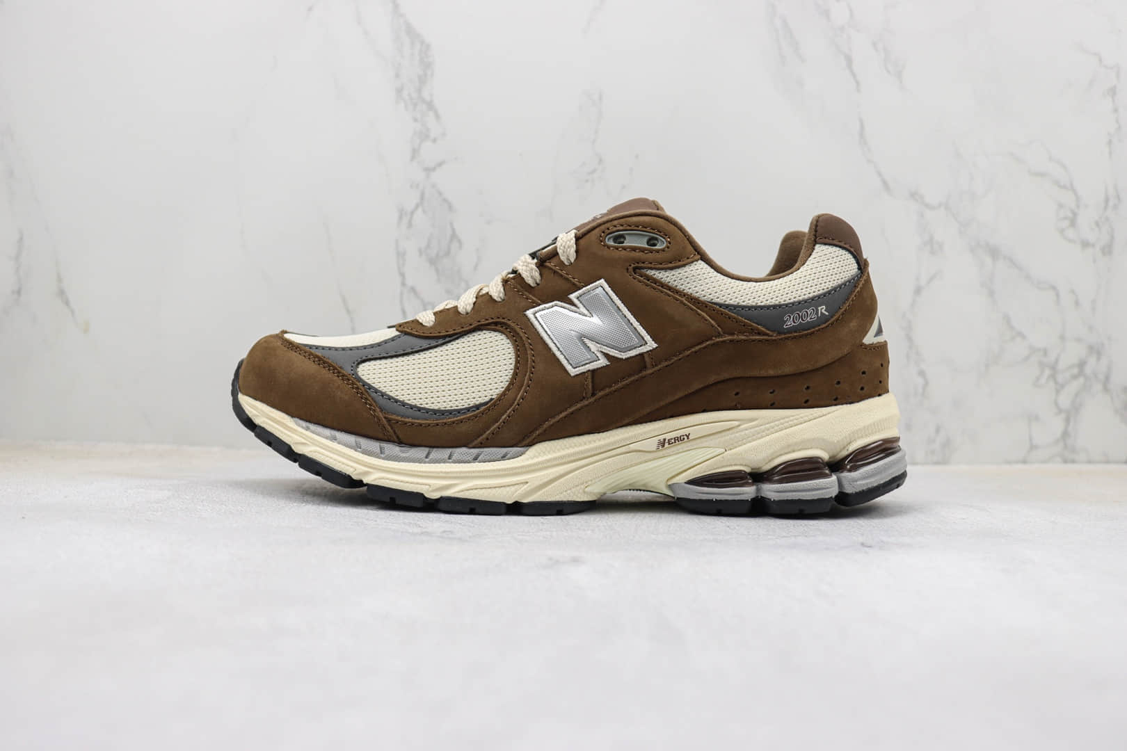 新百伦New Balance 2002R纯原版本NB2002R棕灰色复古跑鞋 莆田天花板NB系列跑鞋 货号:M2002RHS