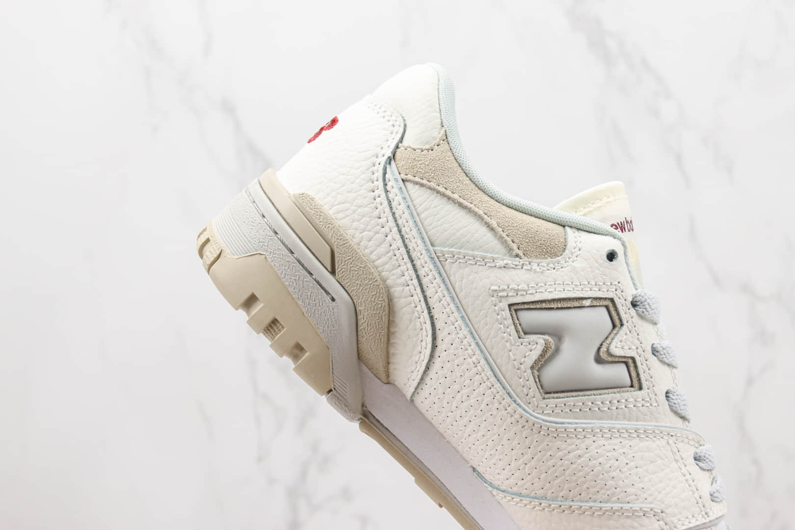 新百伦New Balance 550纯原版本NB550篮球板鞋 莆田新百伦货源 货号:BB550LN1