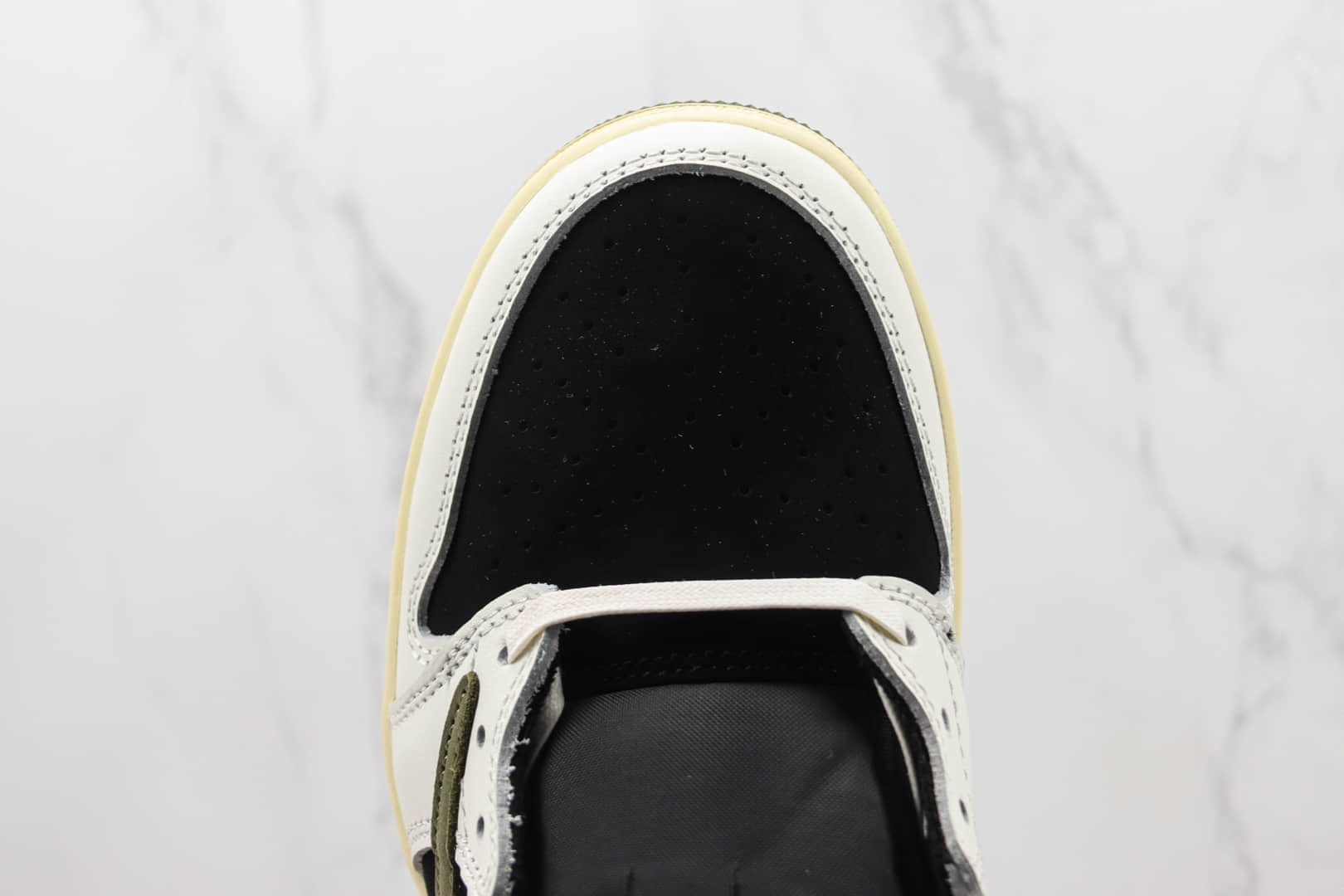 乔丹Fragment x Travis Scott x Air Jordan 1 Low纯原版本倒钩AJ1三方联名篮球鞋 莆田天花板AJ1系列 货号：DZ4173-106