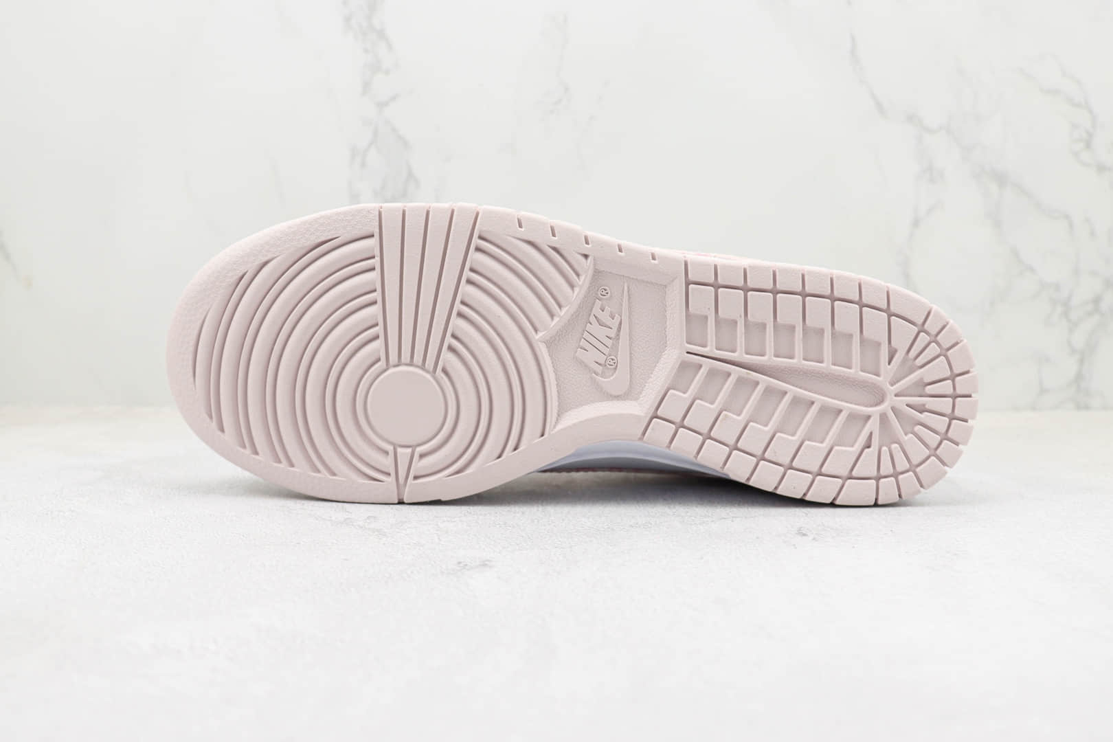 耐克Nike SB Dunk Low “Pink Paisley”纯原版本低帮Dunk樱花粉腰果花钩板鞋 莆田天花板Dunk系列板鞋 货号:FD1449-100