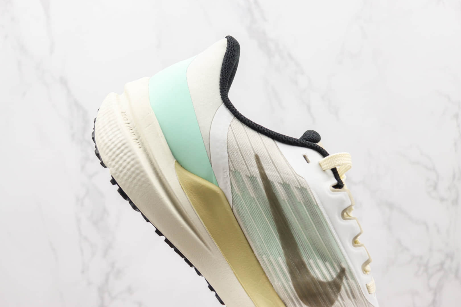 耐克Nike Air Zoom Winflo 9纯原版本登月9代白绿色慢跑鞋 莆田天花板登月跑鞋 货号：DV9121-011