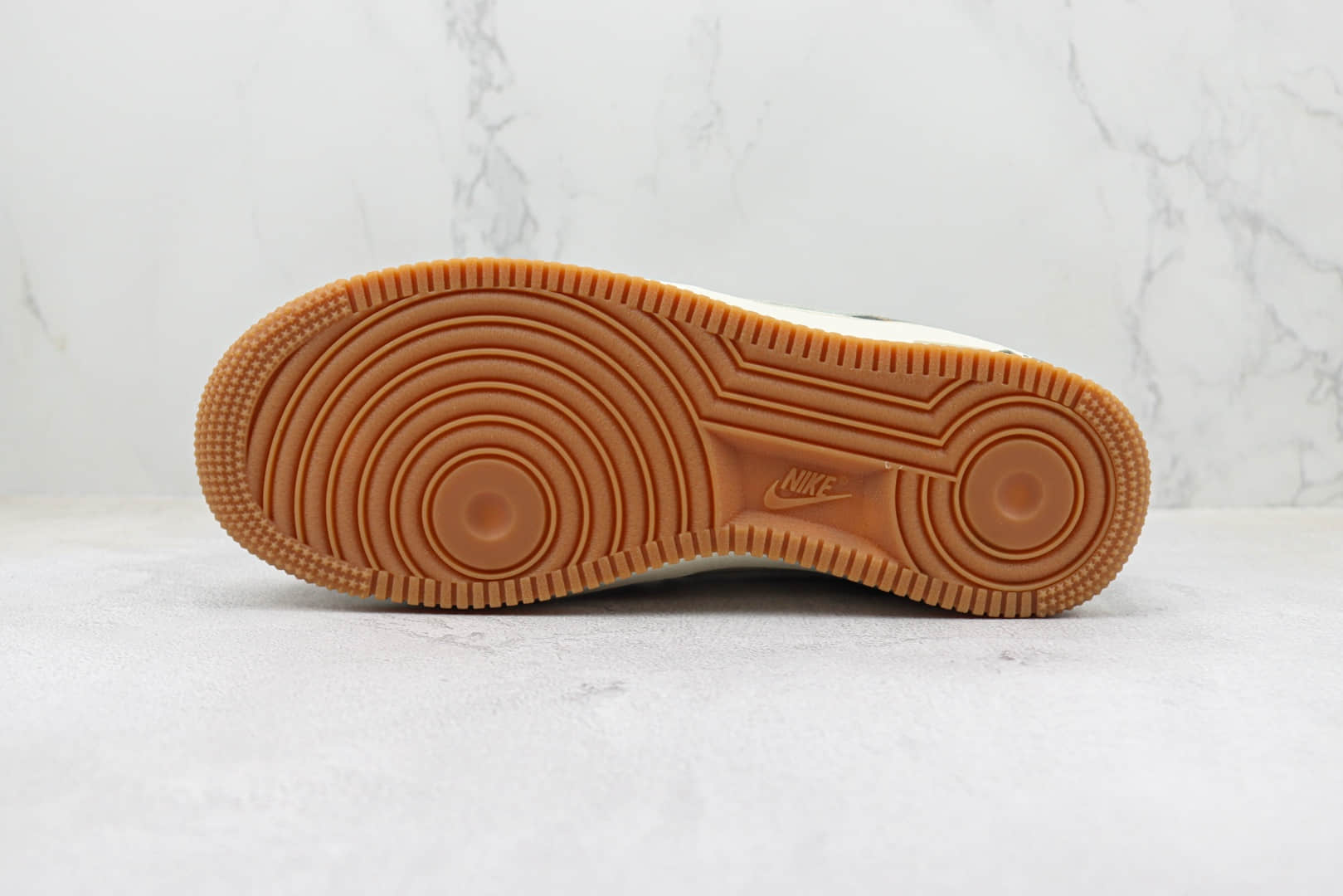 耐克Nike Air Force 1 Low纯原版本空军一号灰白卡其拼色低帮板鞋 莆田天花板AF1系列 货号:DB3301-011