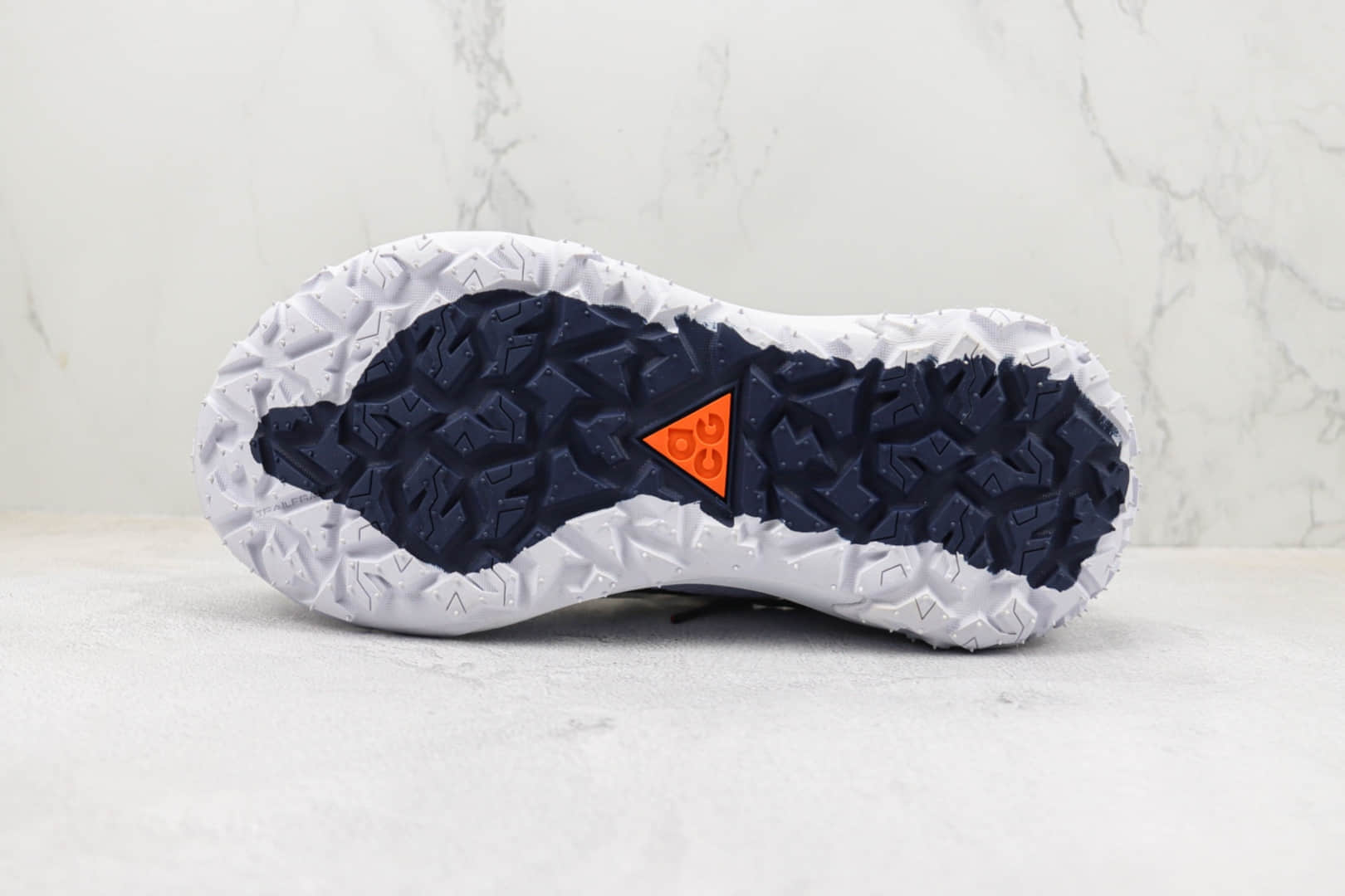 耐克Nike ACG Mountain Fly 2 Low纯原版本山脉2代白蓝黑登山跑鞋 莆田耐克货源 货号：DV7903-021
