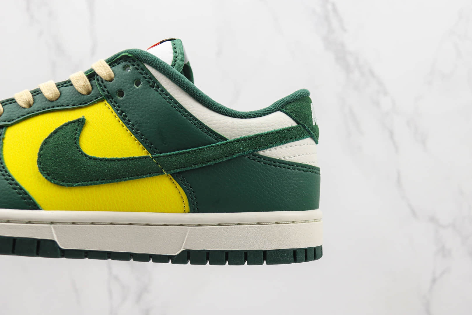 耐克Nike SB Dunk Low纯原版本低帮SB Dunk反转巴西板鞋 莆田天花板Dunk系列 货号：FD0350-133