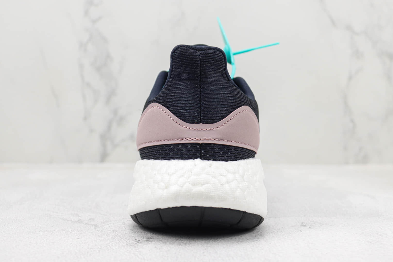 阿迪达斯Adidas Pureb Boost Ultra Boost 22 Consortium纯原版本UB6.0蓝粉色爆米花跑鞋 莆田阿迪达斯UB爆米花跑鞋 货号:HQ1460