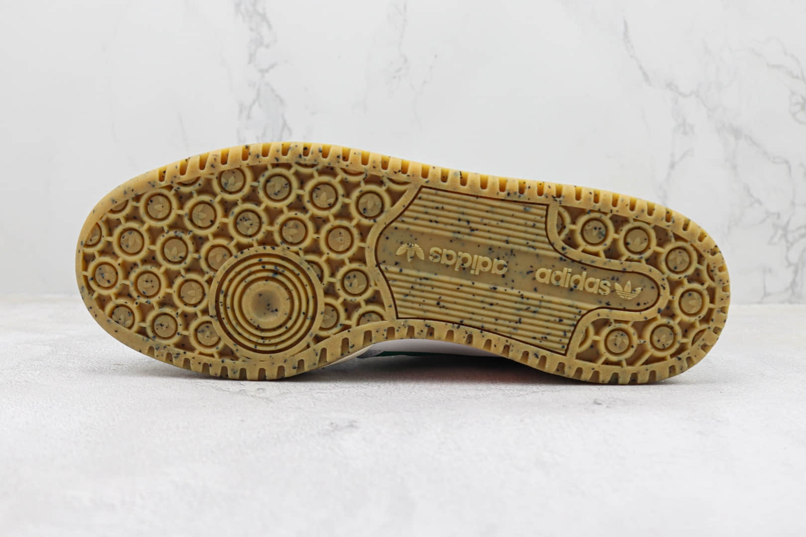 阿迪达斯Adidas Atlas Forum Adv纯原版本三叶草Forum复古板鞋 莆田阿迪达斯货源 货号：HQ6996