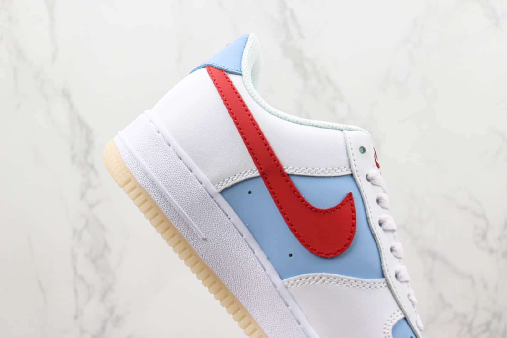 耐克Nike Air Force 1 Low纯原版本空军一号Supreme联名白蓝红板鞋 莆田天花板AF1系列 货号:BS9055-826