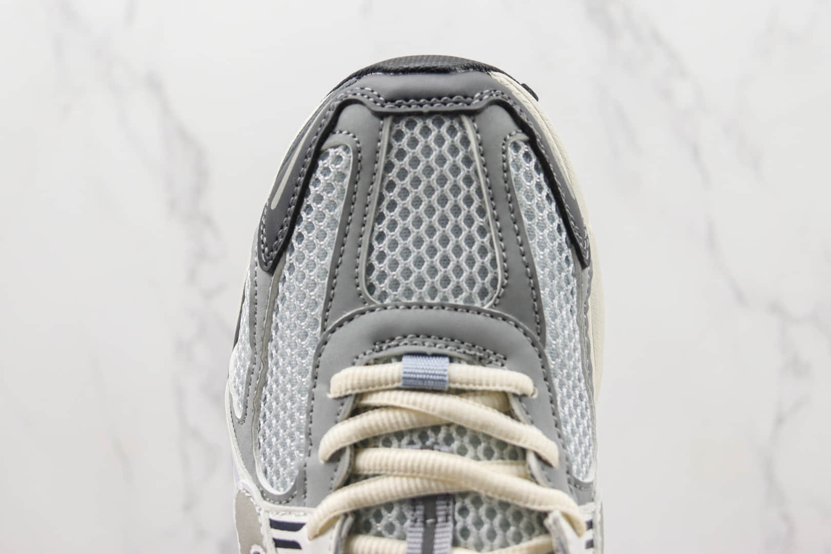 耐克Nike Zoom Vomero 5纯原版本佛莫罗5代灰白色复古慢跑鞋 莆田复刻耐克 货号:FD9919-001